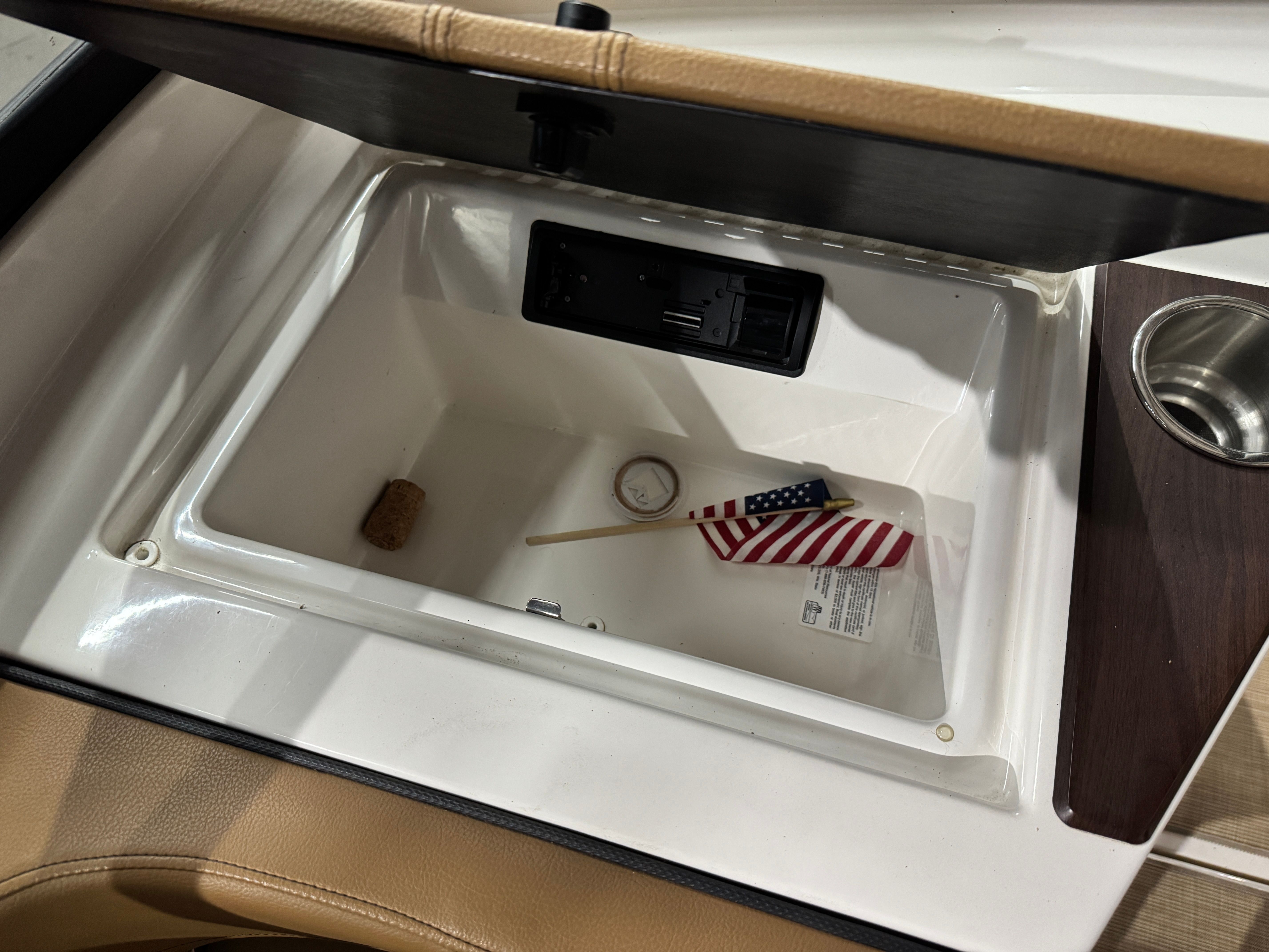 2016 Sea Ray 19 SPX Image Thumbnail #21