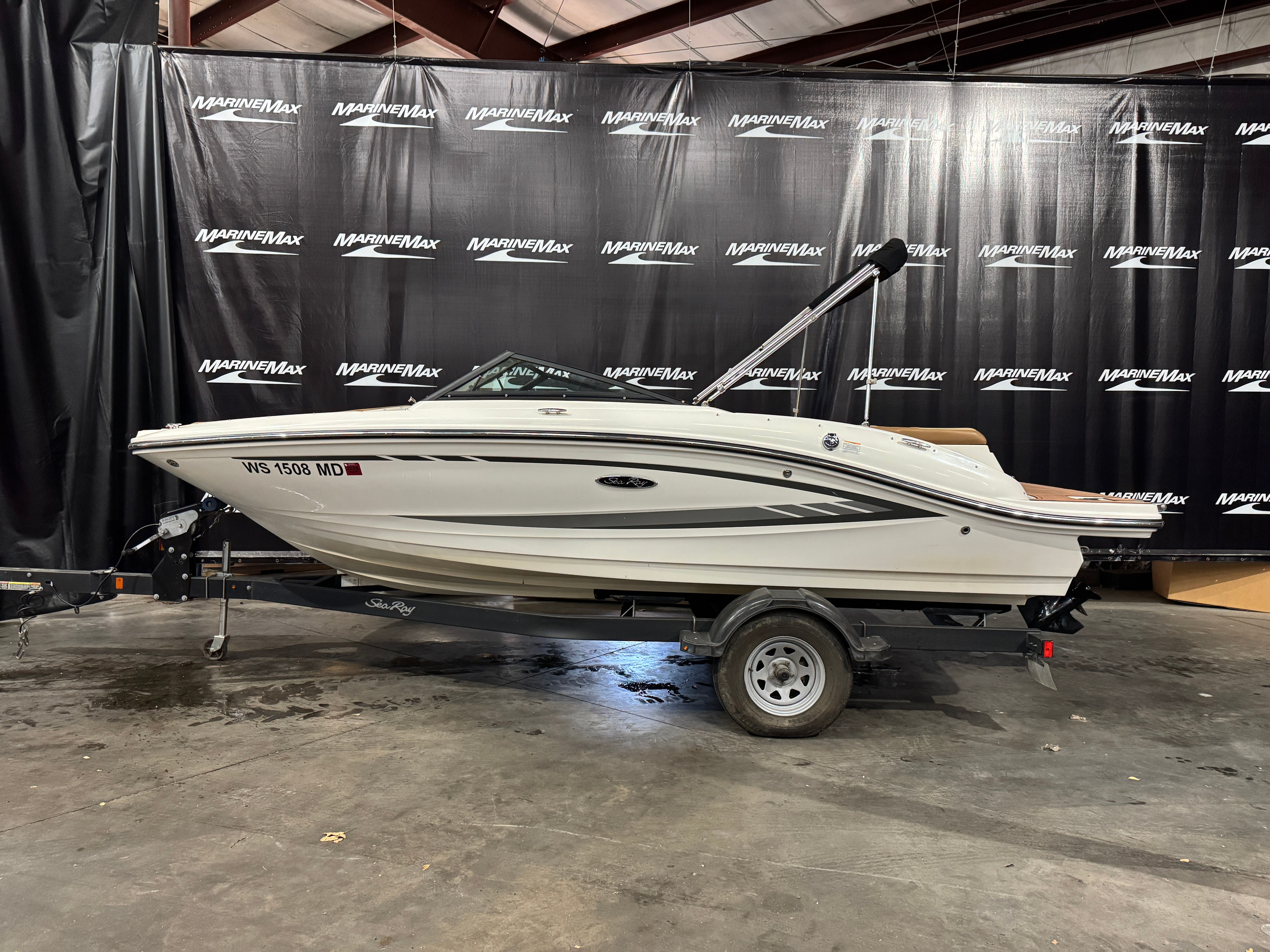 2016 Sea Ray 19 SPX Image Thumbnail #2
