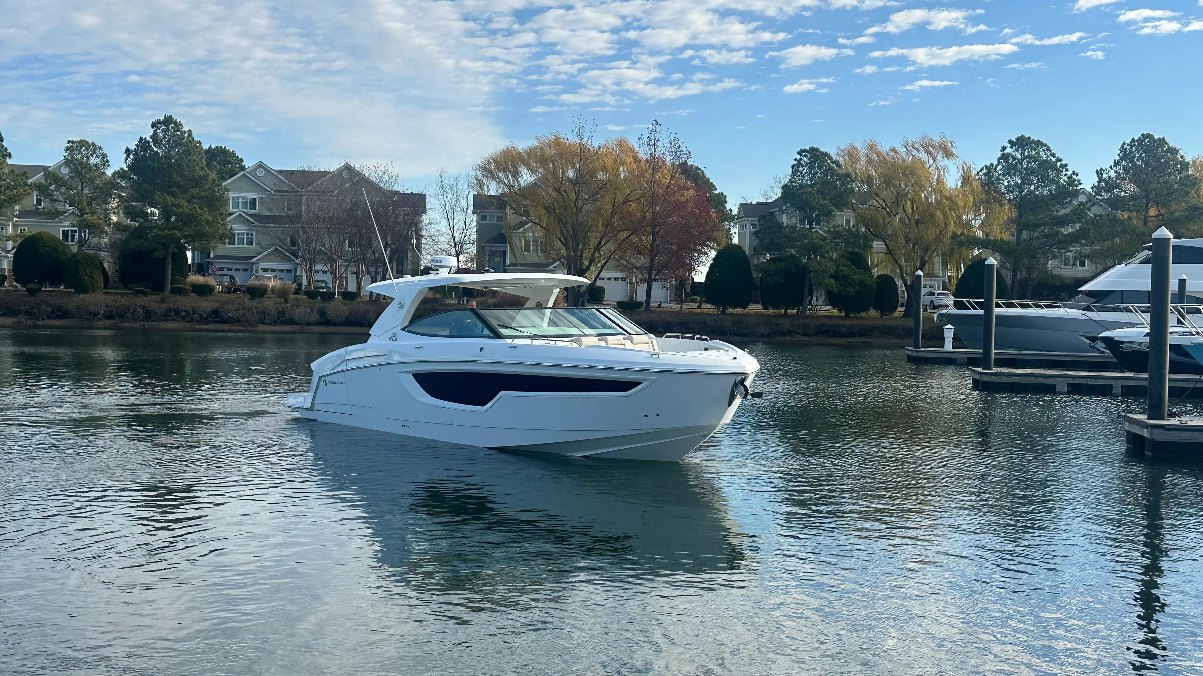 2025 Cruisers Yachts 38 GLS Outboard Image Thumbnail #0