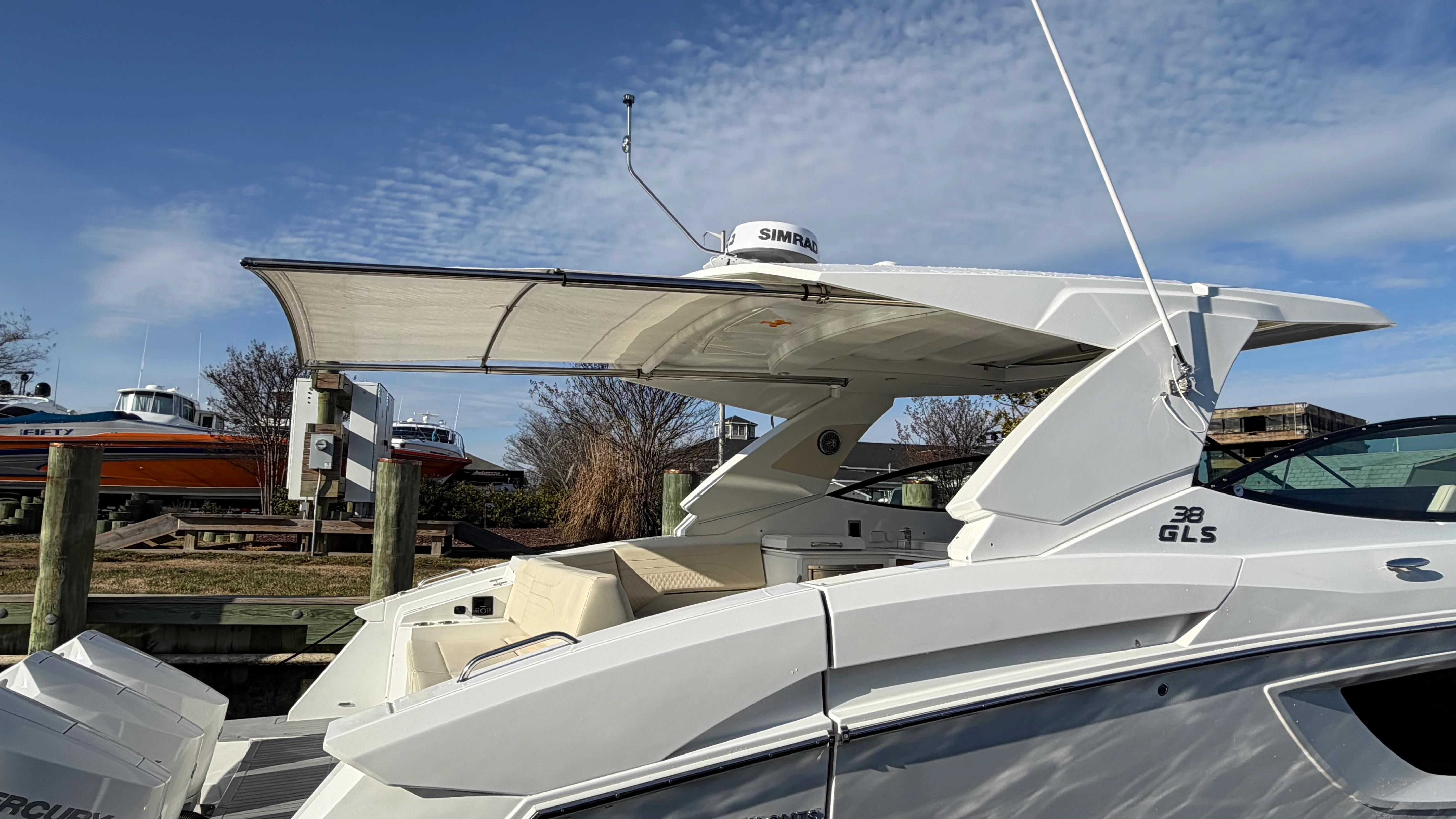 2025 Cruisers Yachts 38 GLS Outboard Image Thumbnail #14