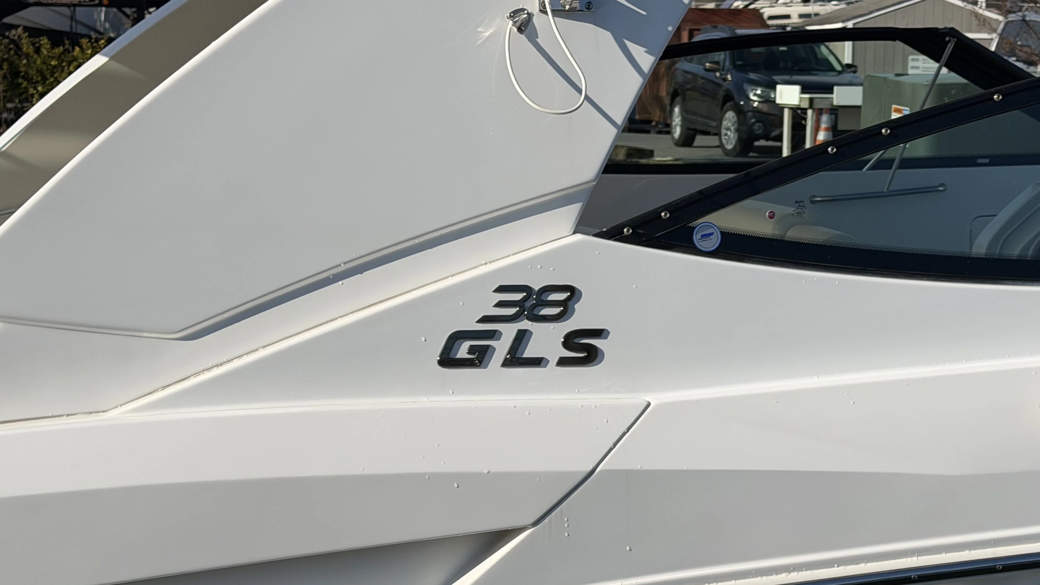 2025 Cruisers Yachts 38 GLS Outboard Image Thumbnail #59
