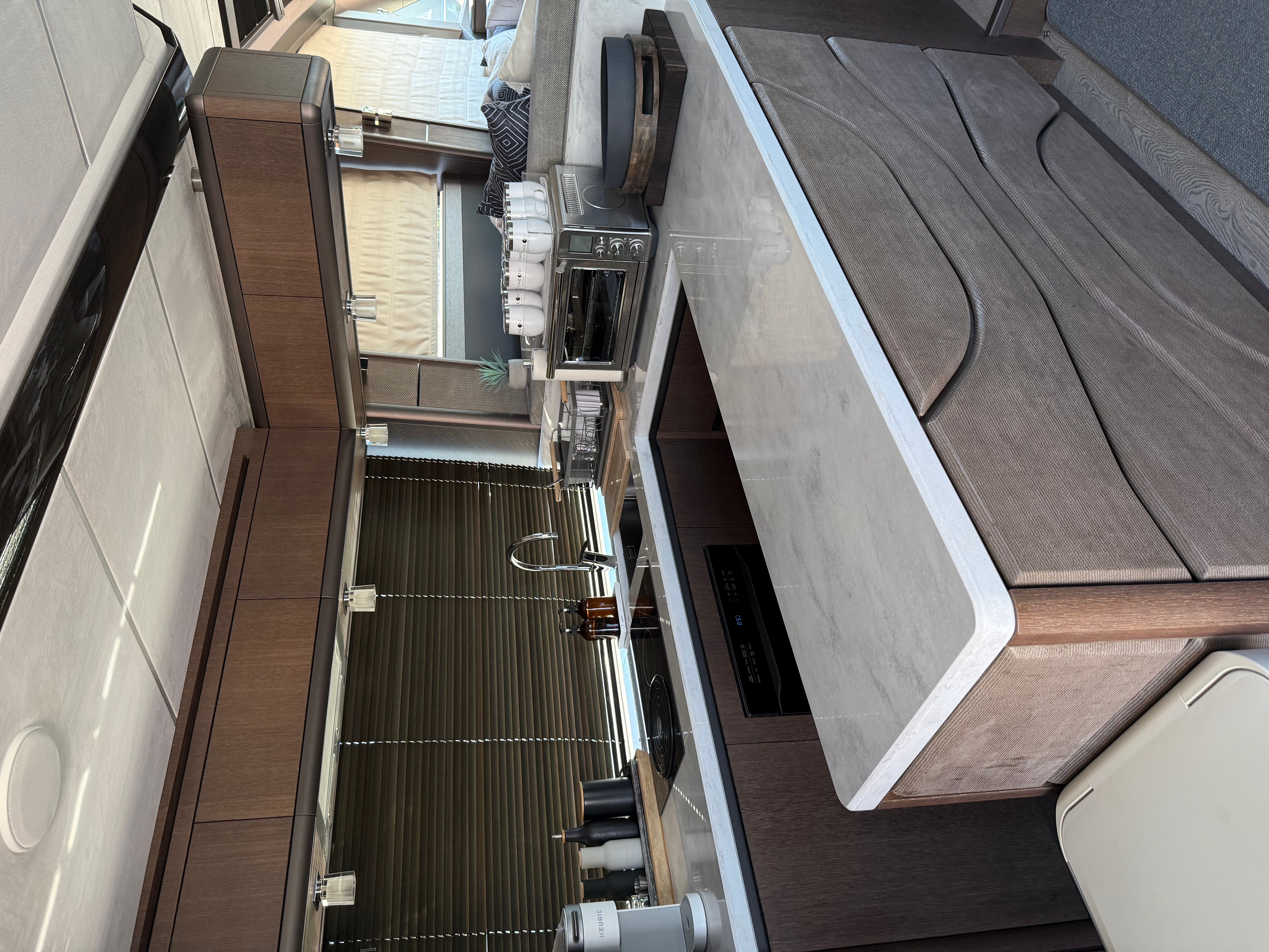 2020 Galeon 680 FLYBRIDGE Image Thumbnail #14