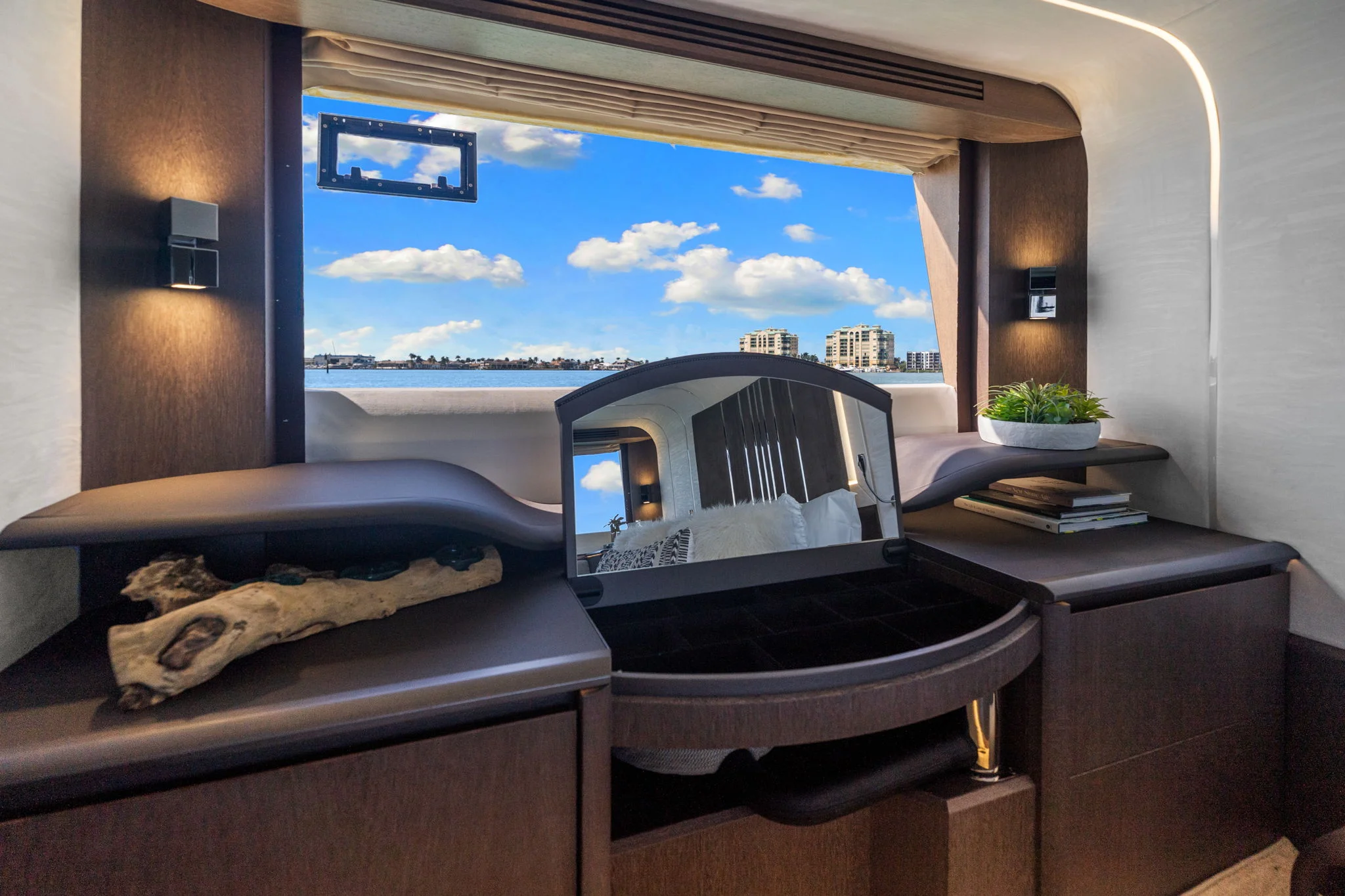 2020 Galeon 680 FLYBRIDGE Image Thumbnail #37