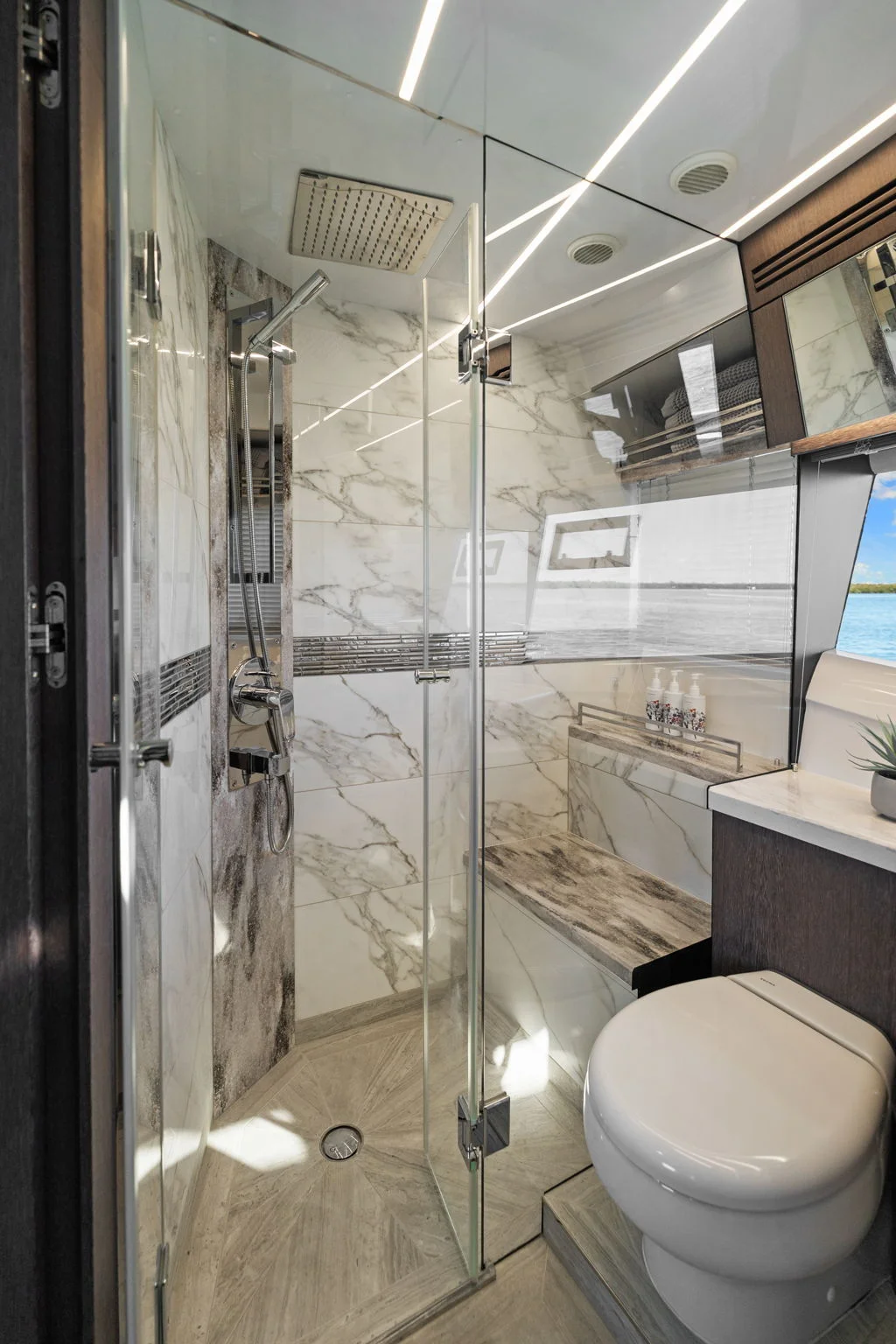 2020 Galeon 680 FLYBRIDGE Image Thumbnail #47