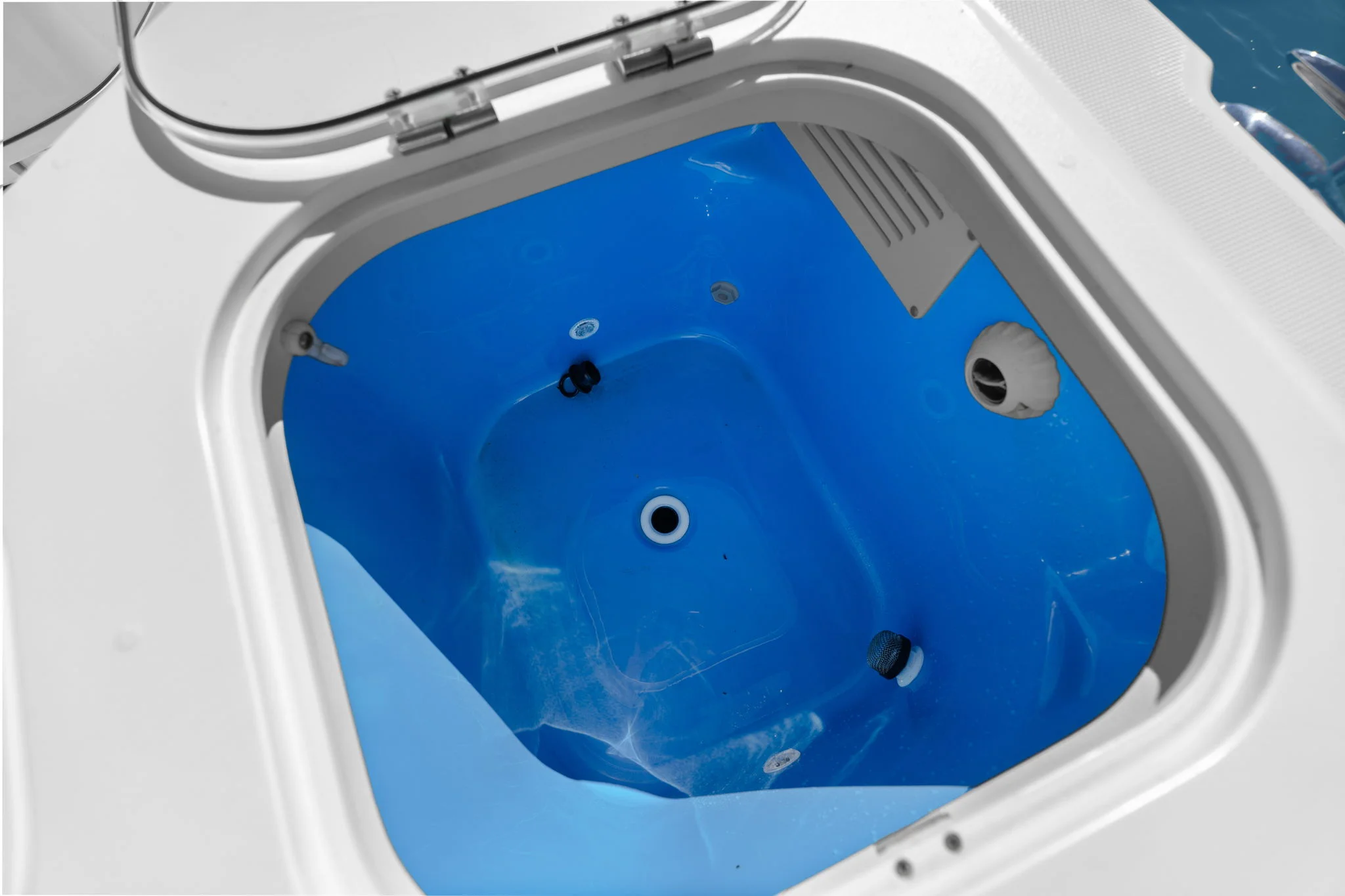 2016 Everglades 325 Image Thumbnail #39