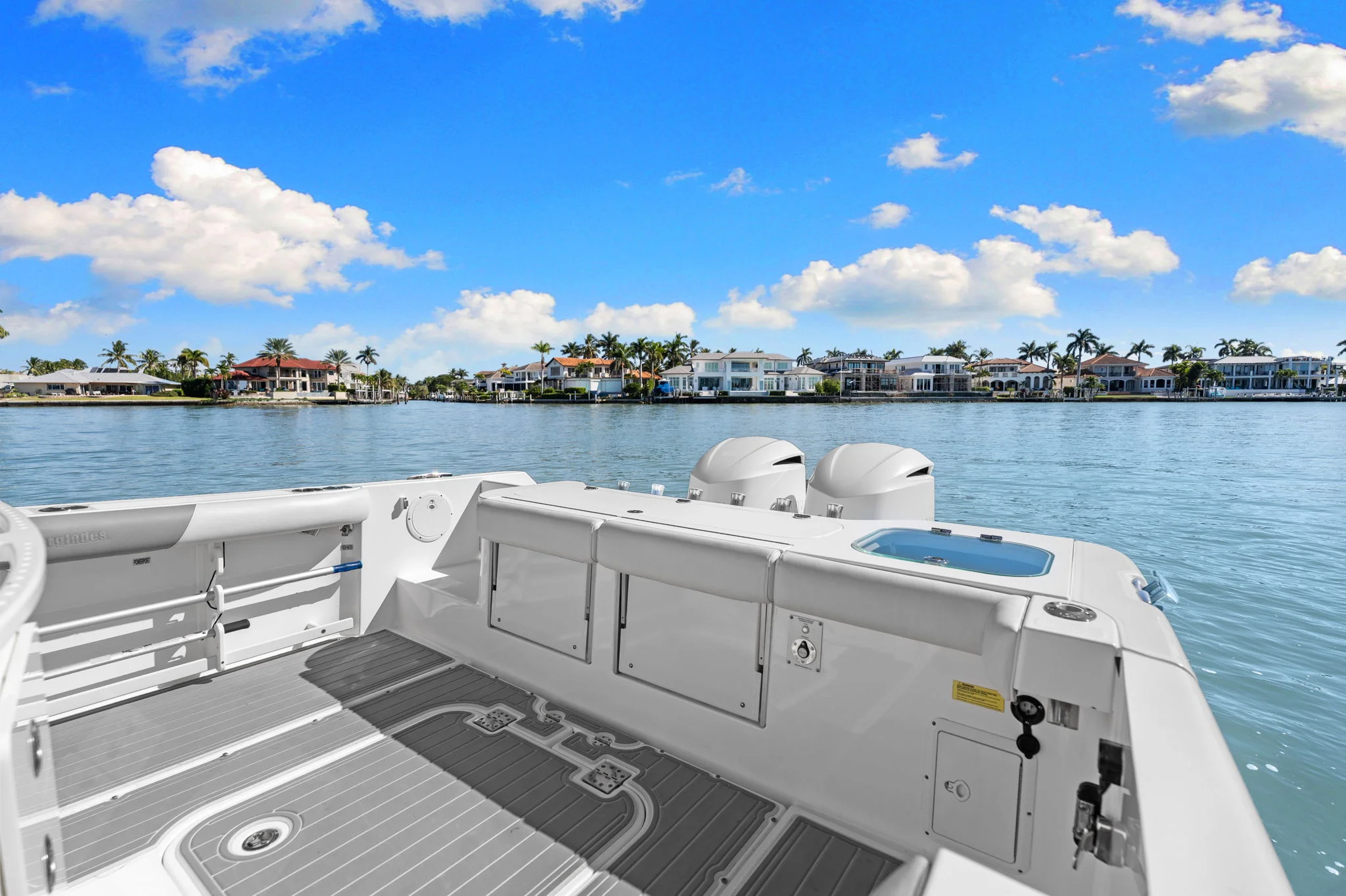 2016 Everglades 325 Image Thumbnail #30