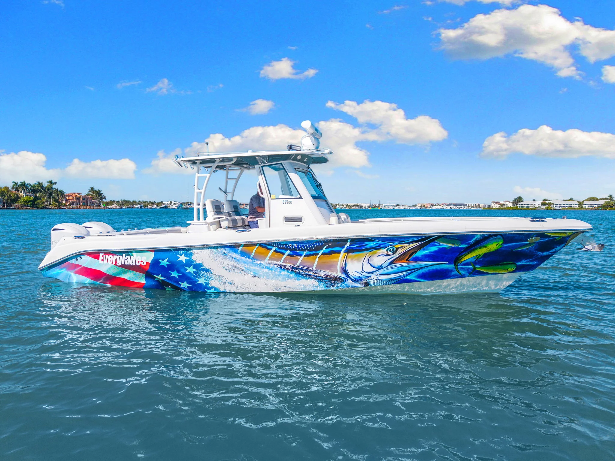 2016 Everglades 325 Image Thumbnail #0