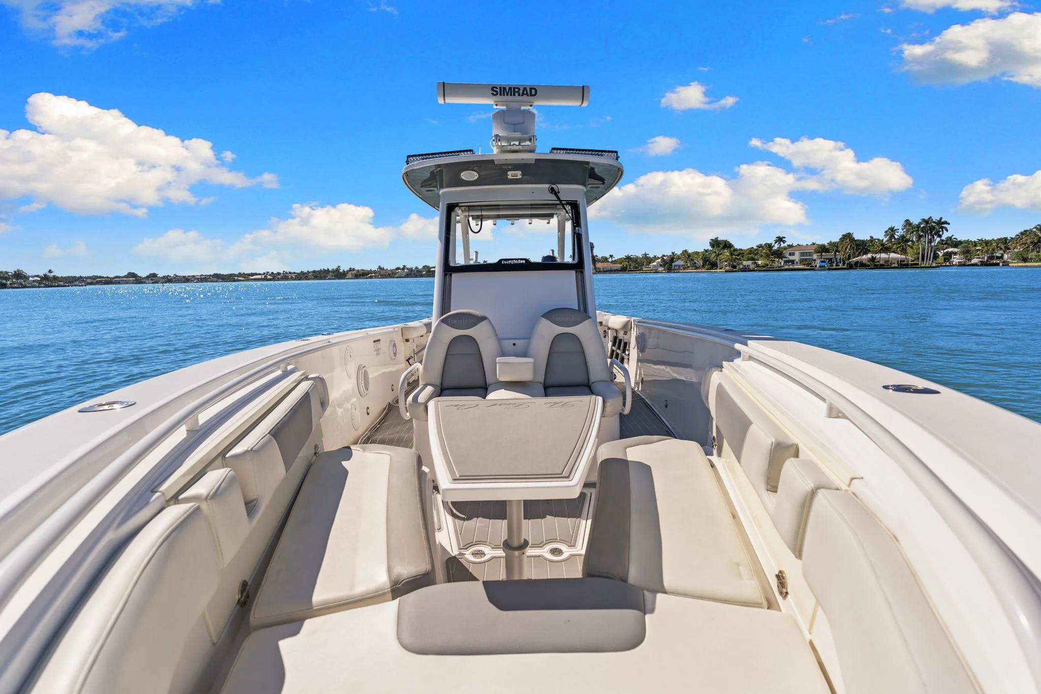 2016 Everglades 325 Image Thumbnail #16