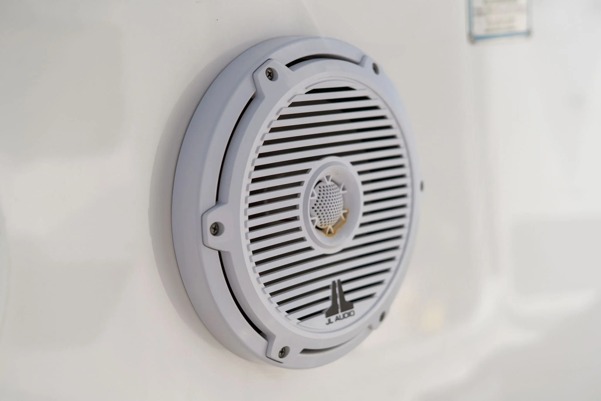 2016 Everglades 325 Image Thumbnail #48