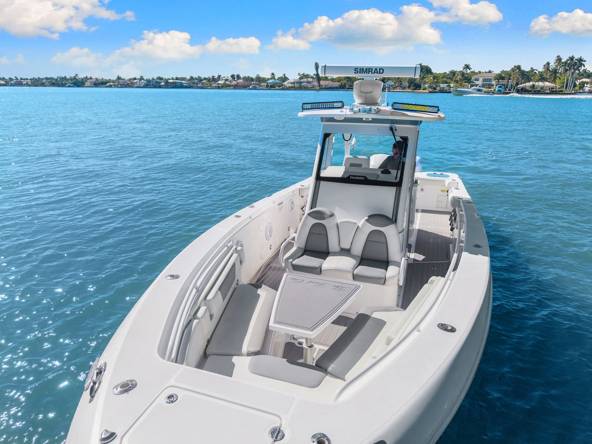 2016 Everglades 325 Image Thumbnail #6