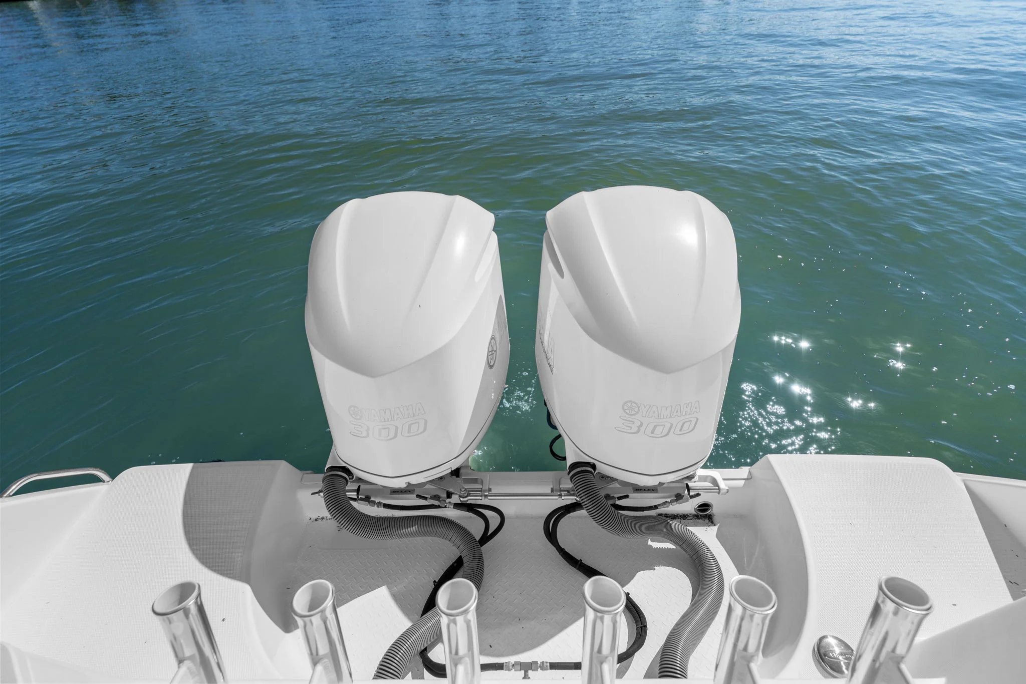 2016 Everglades 325 Image Thumbnail #47