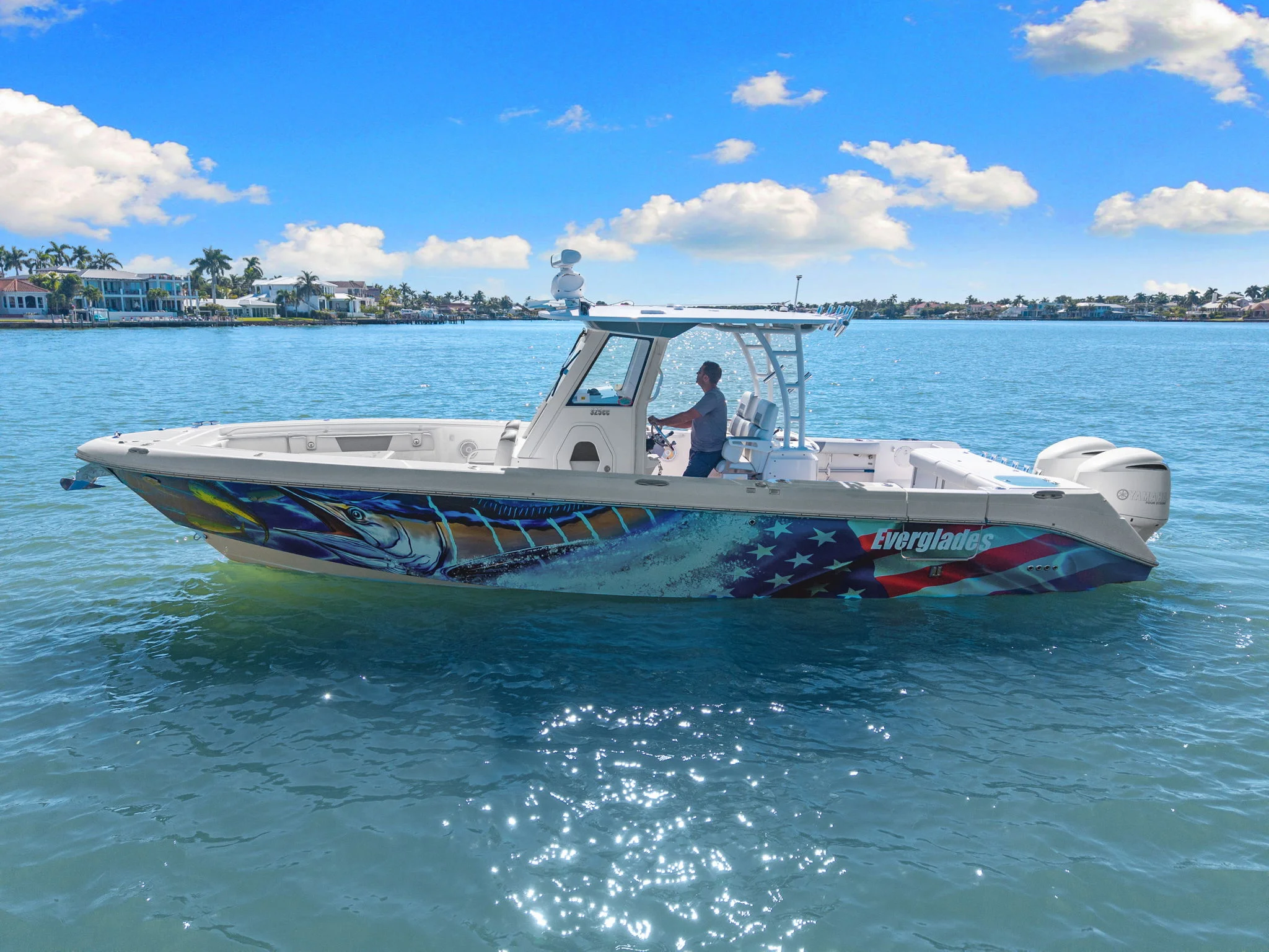 2016 Everglades 325 Image Thumbnail #15