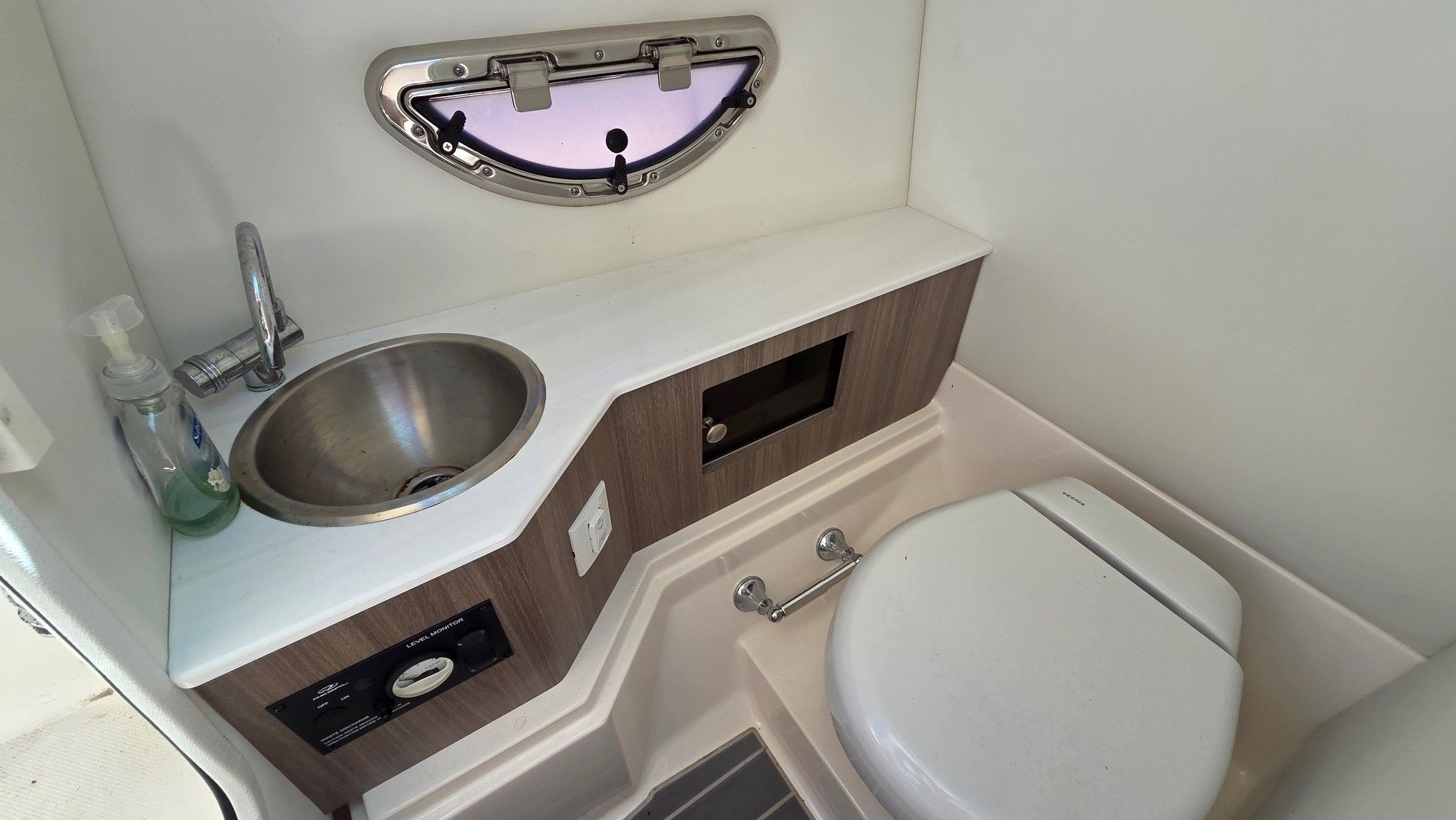 2020 Regal 26 OBX Image Thumbnail #12