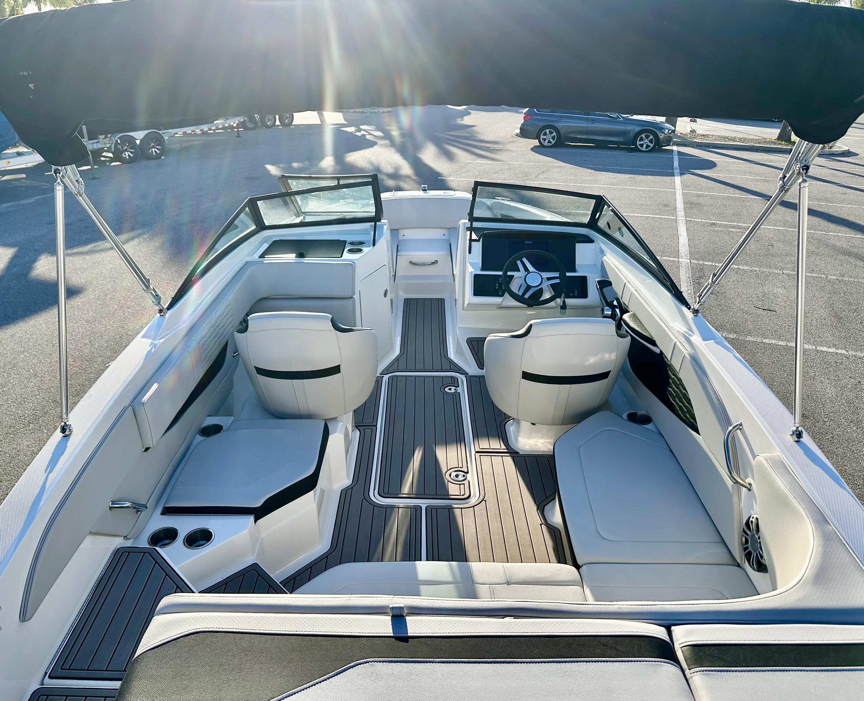 2023 Sea Ray 210 SPX OB Image Thumbnail #12