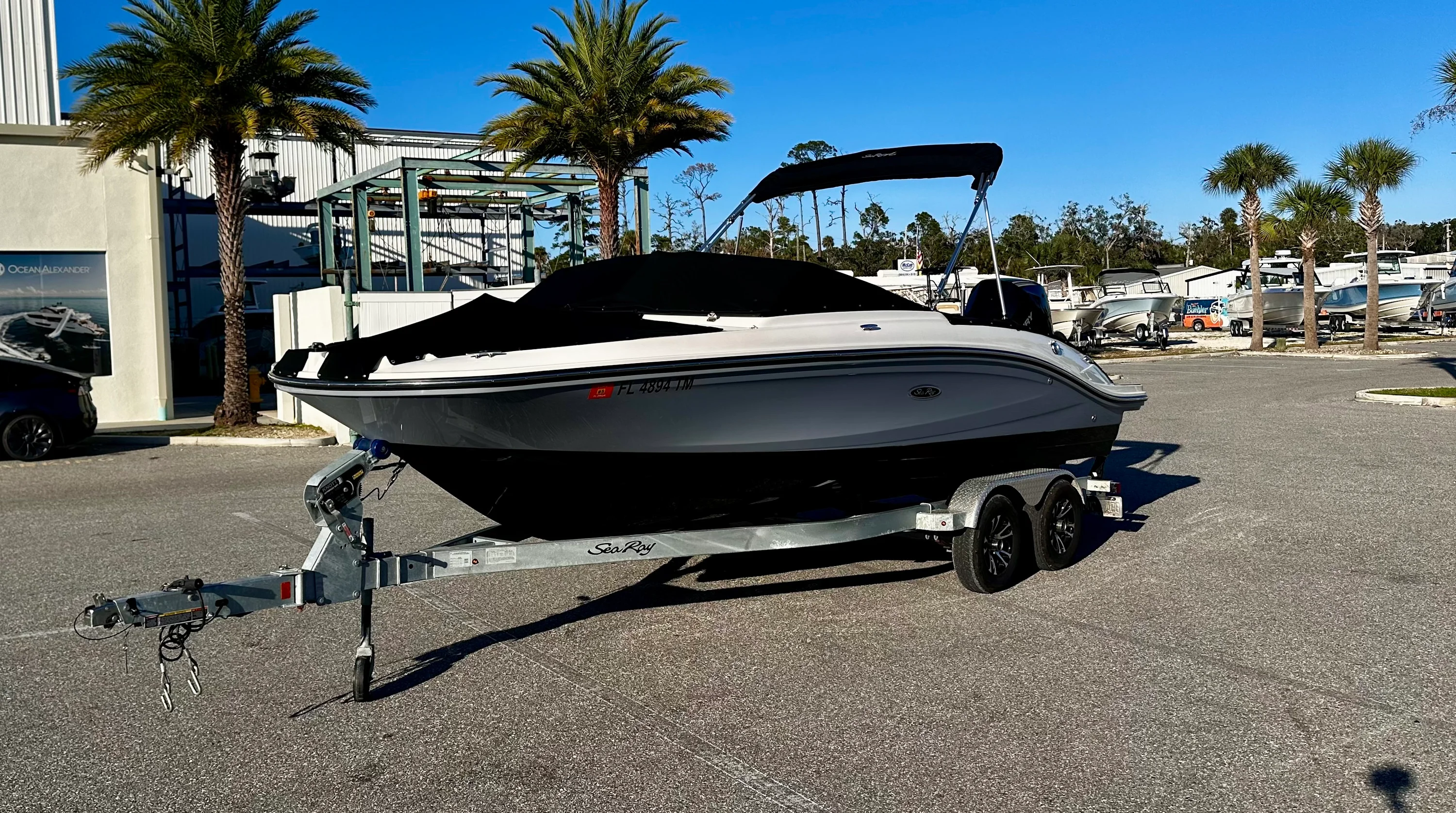 2023 Sea Ray 210 SPX OB Image Thumbnail #21