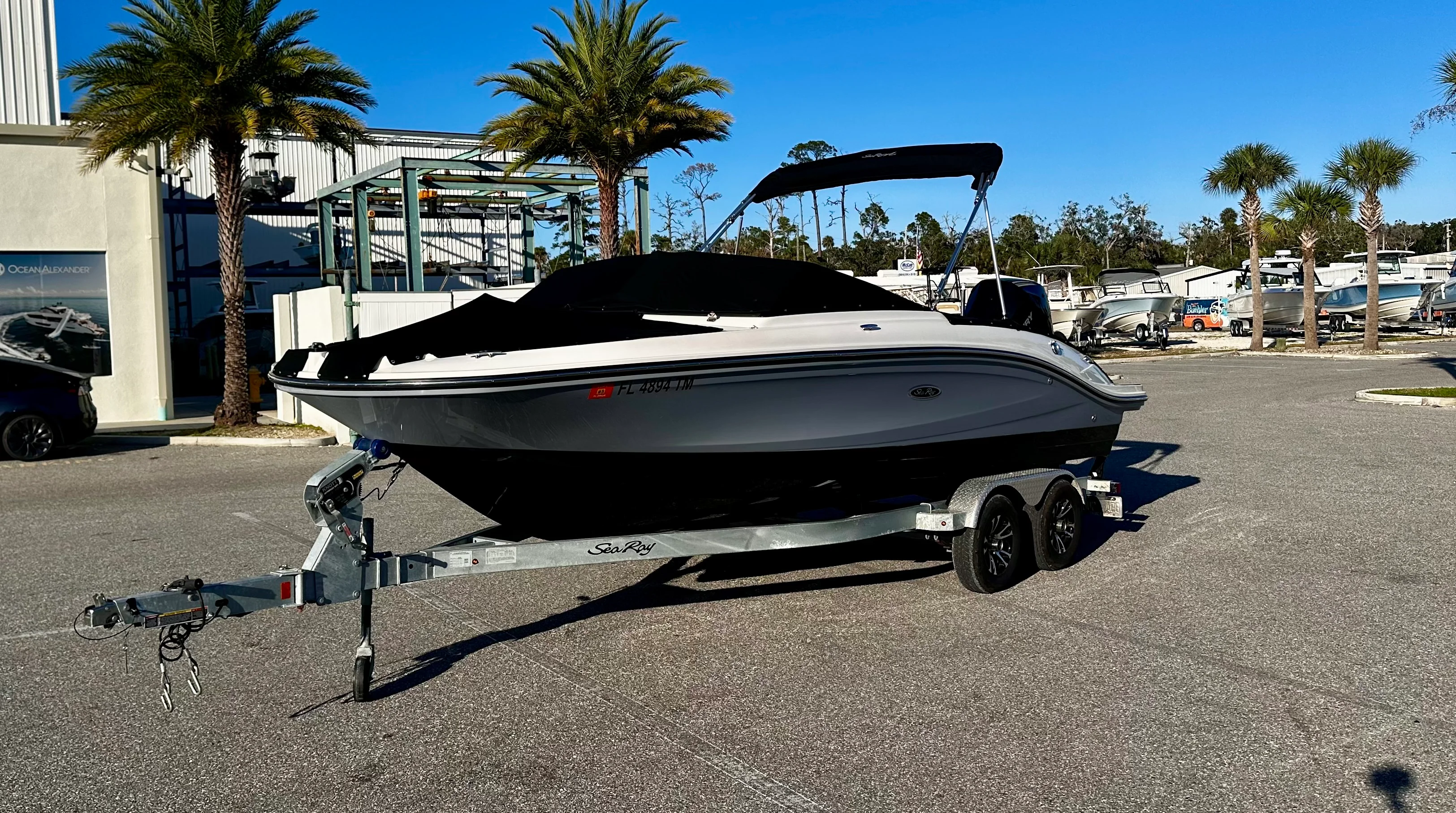 2023 Sea Ray 210 SPX OB Image Thumbnail #21