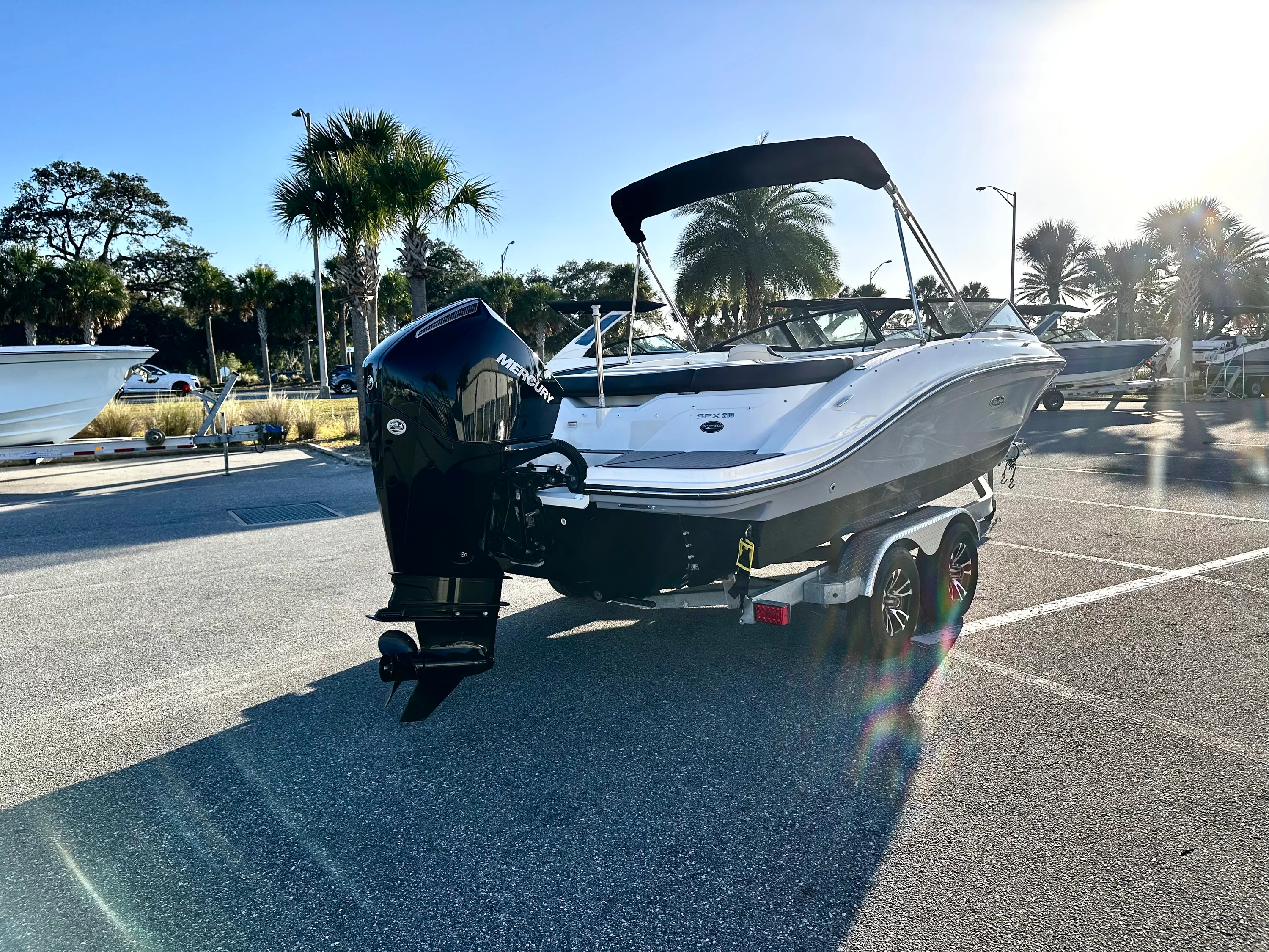 2023 Sea Ray 210 SPX OB Image Thumbnail #4