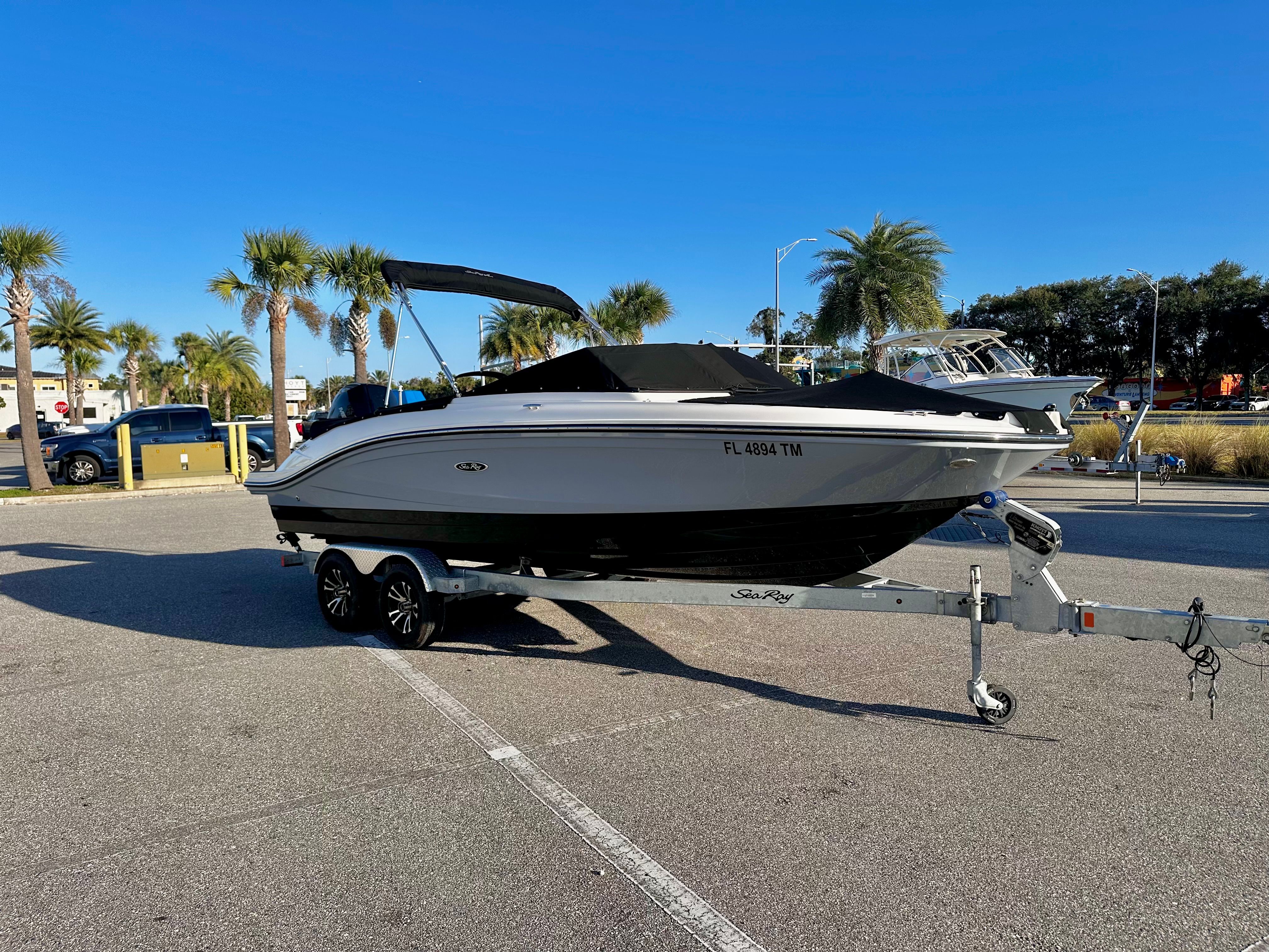 2023 Sea Ray 210 SPX OB Image Thumbnail #19