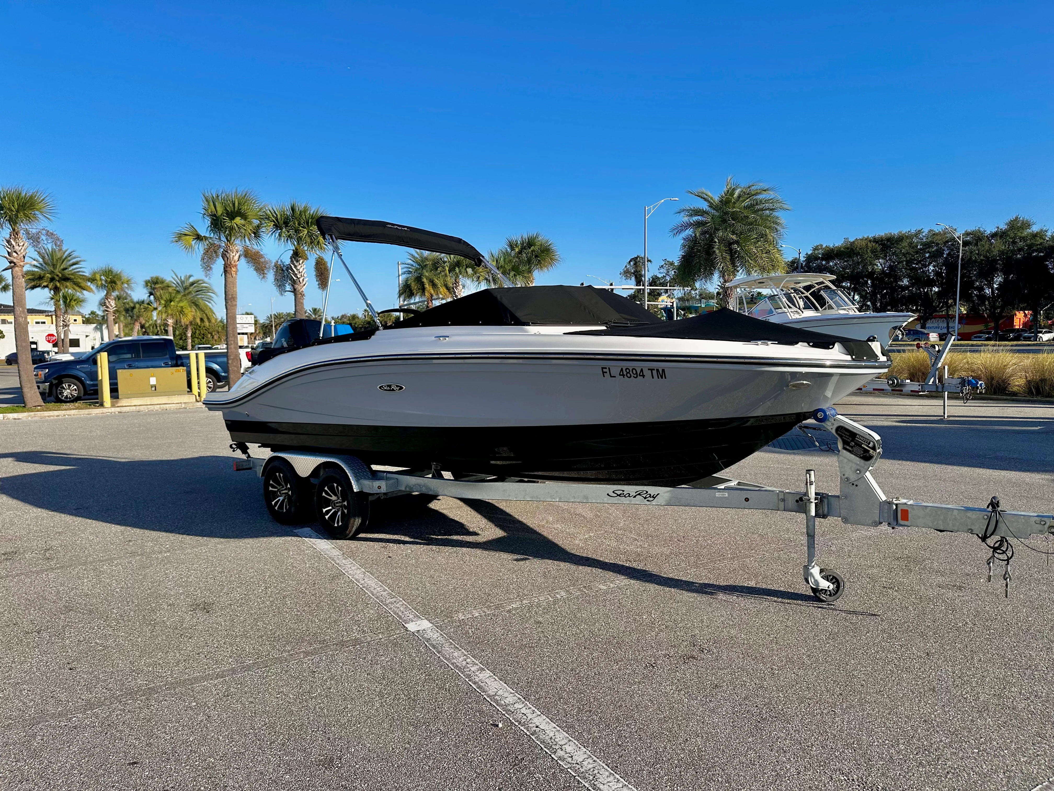 2023 Sea Ray 210 SPX OB Image Thumbnail #19