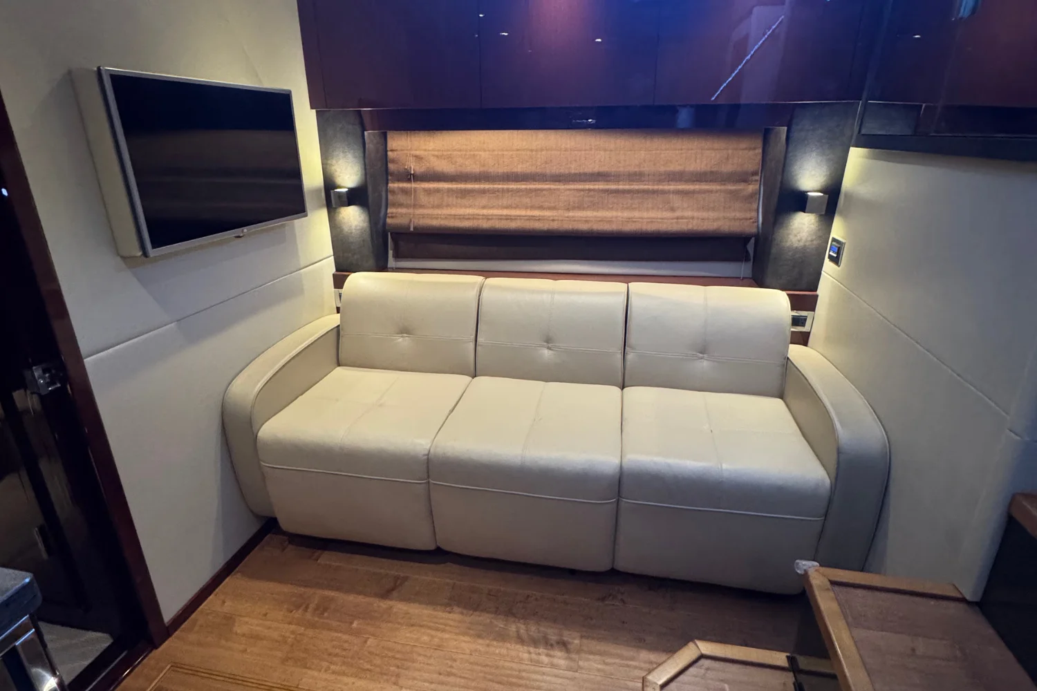 2015 Sea Ray 470 Sundancer Image Thumbnail #9