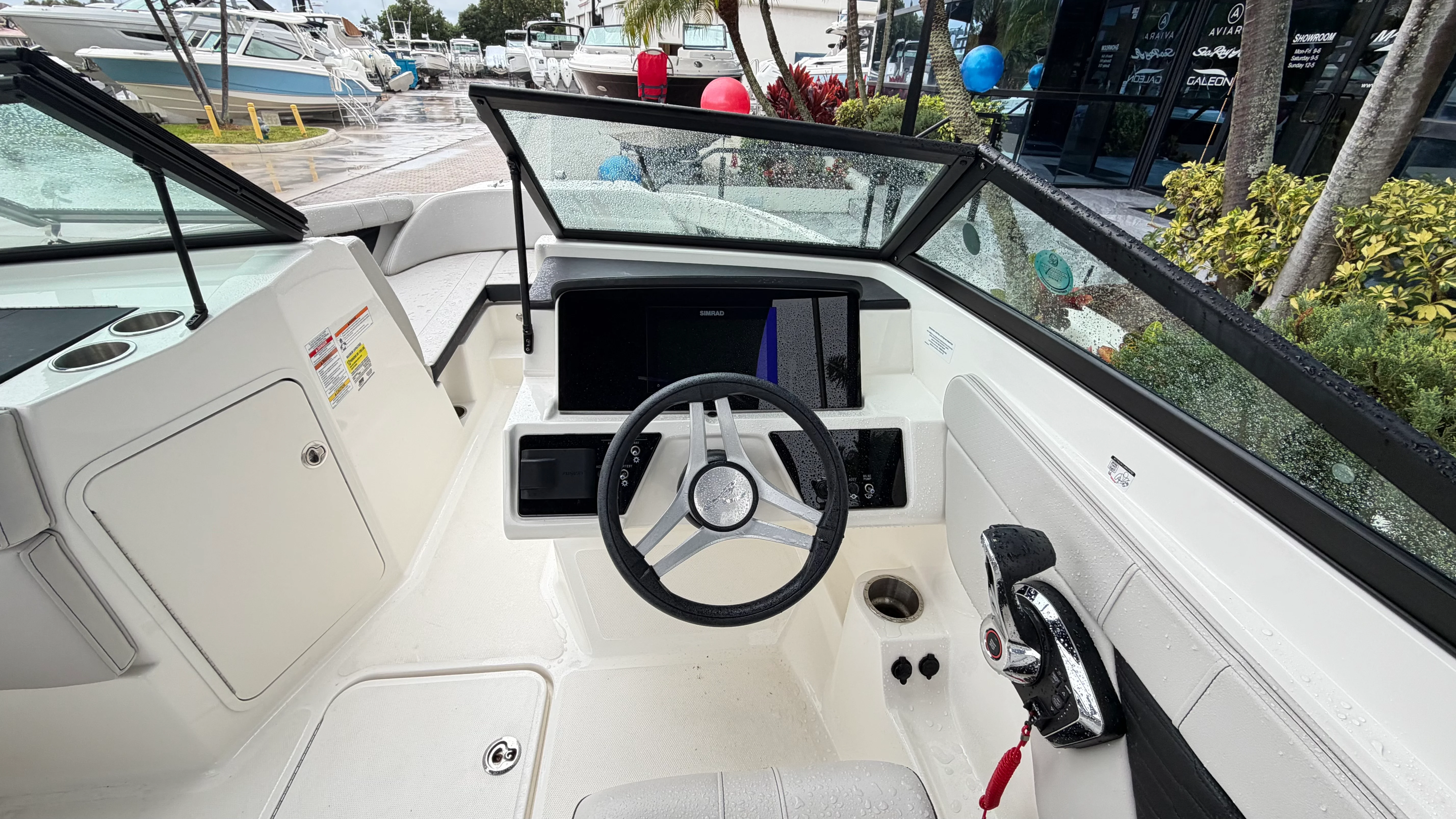 2023 Sea Ray SPX 210 Outboard Image Thumbnail #13