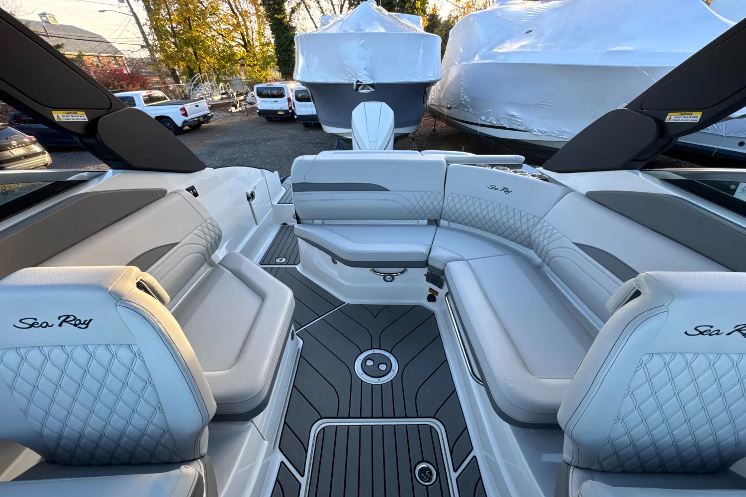 2024 Sea Ray SLX 260 Outboard Image Thumbnail #14