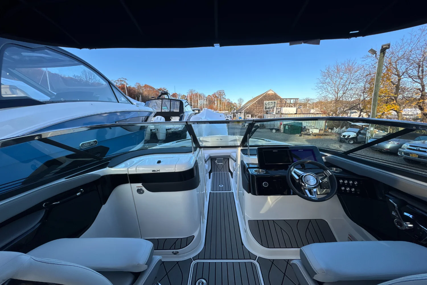 2024 Sea Ray SLX 260 Outboard Image Thumbnail #41