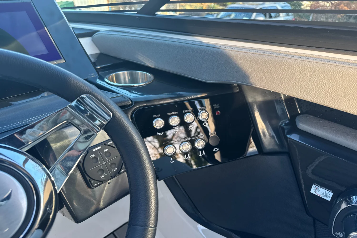 2024 Sea Ray SLX 260 Outboard Image Thumbnail #35