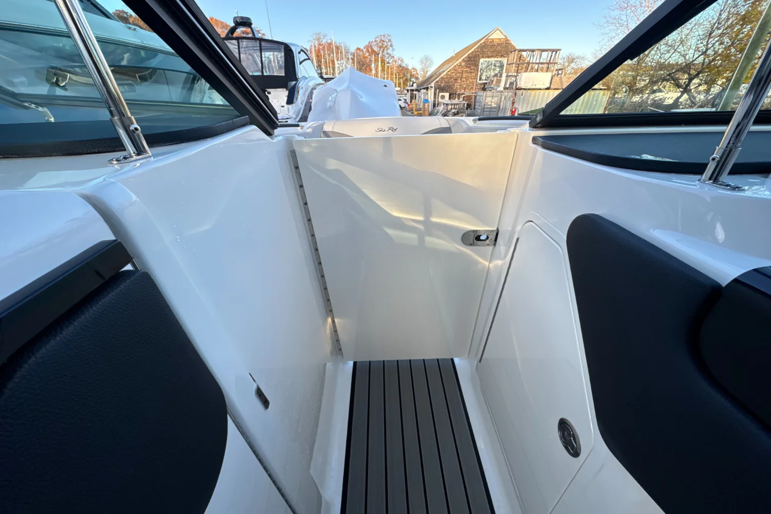 2024 Sea Ray SLX 260 Outboard Image Thumbnail #47