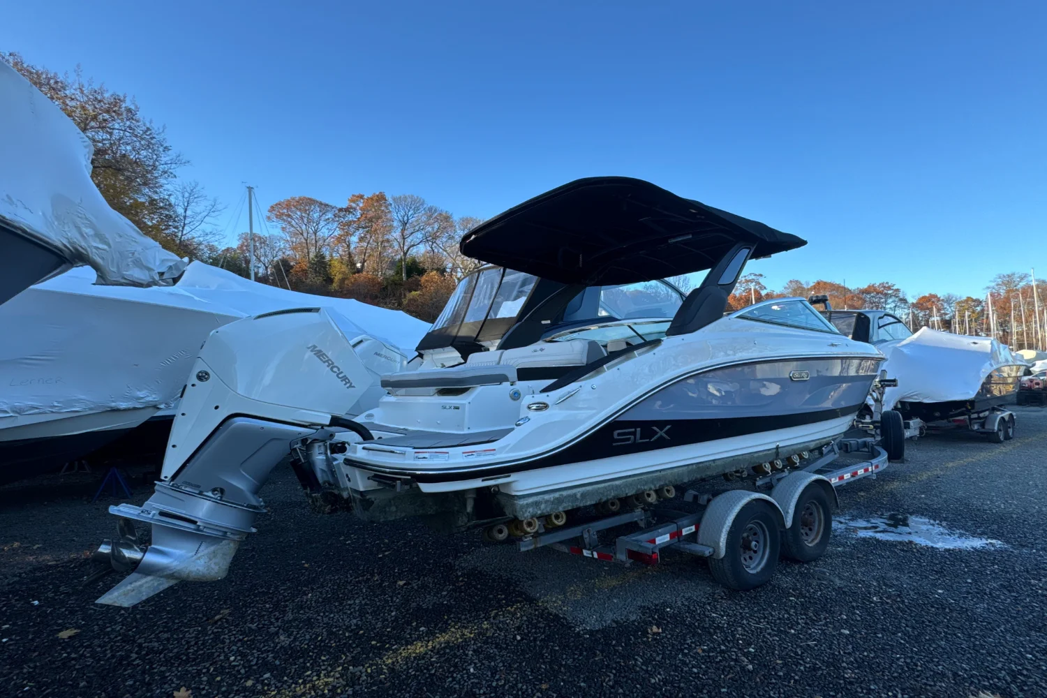 2024 Sea Ray SLX 260 Outboard Image Thumbnail #2