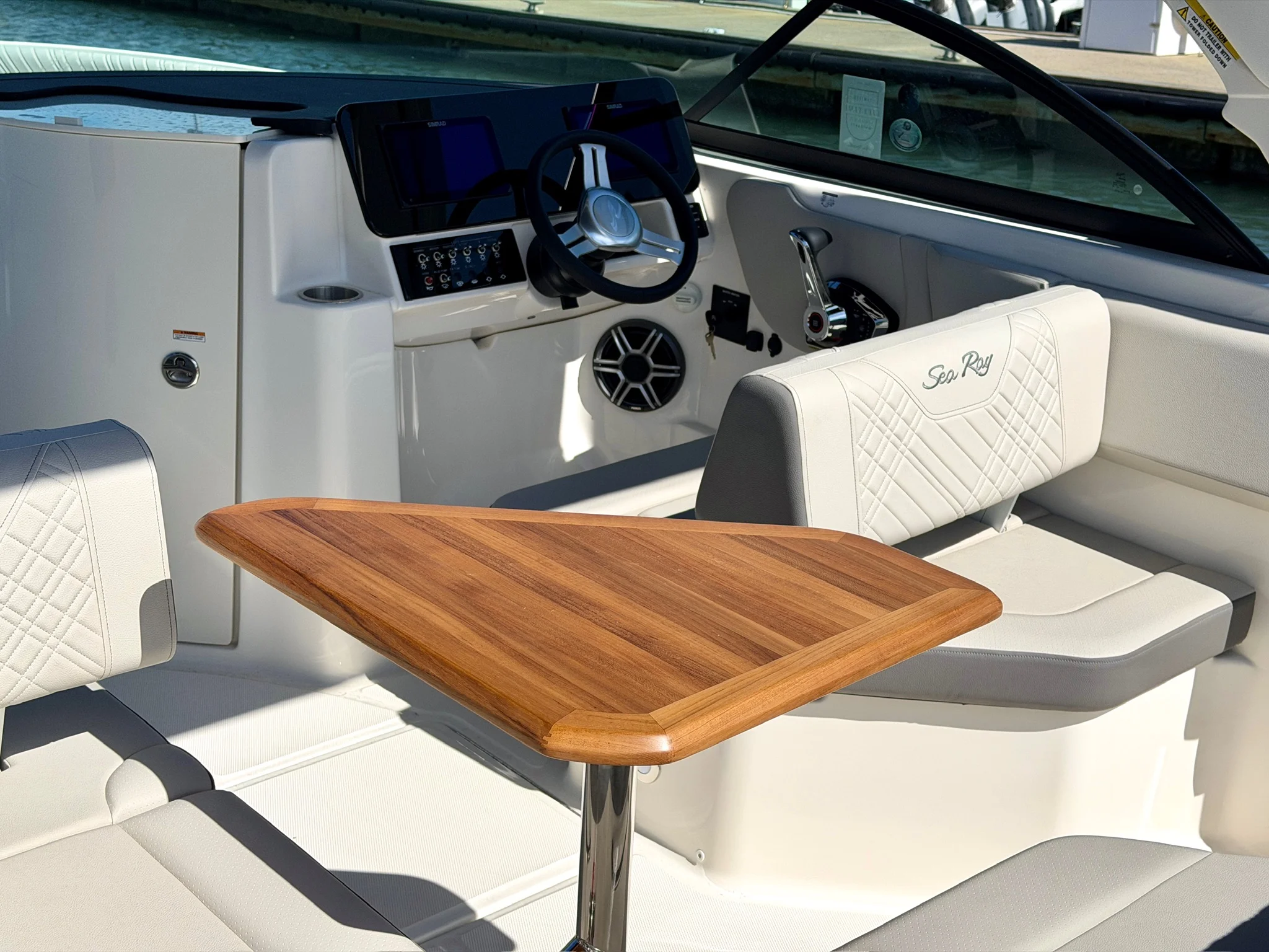 2026 Sea Ray SDX 230 Outboard Image Thumbnail #41