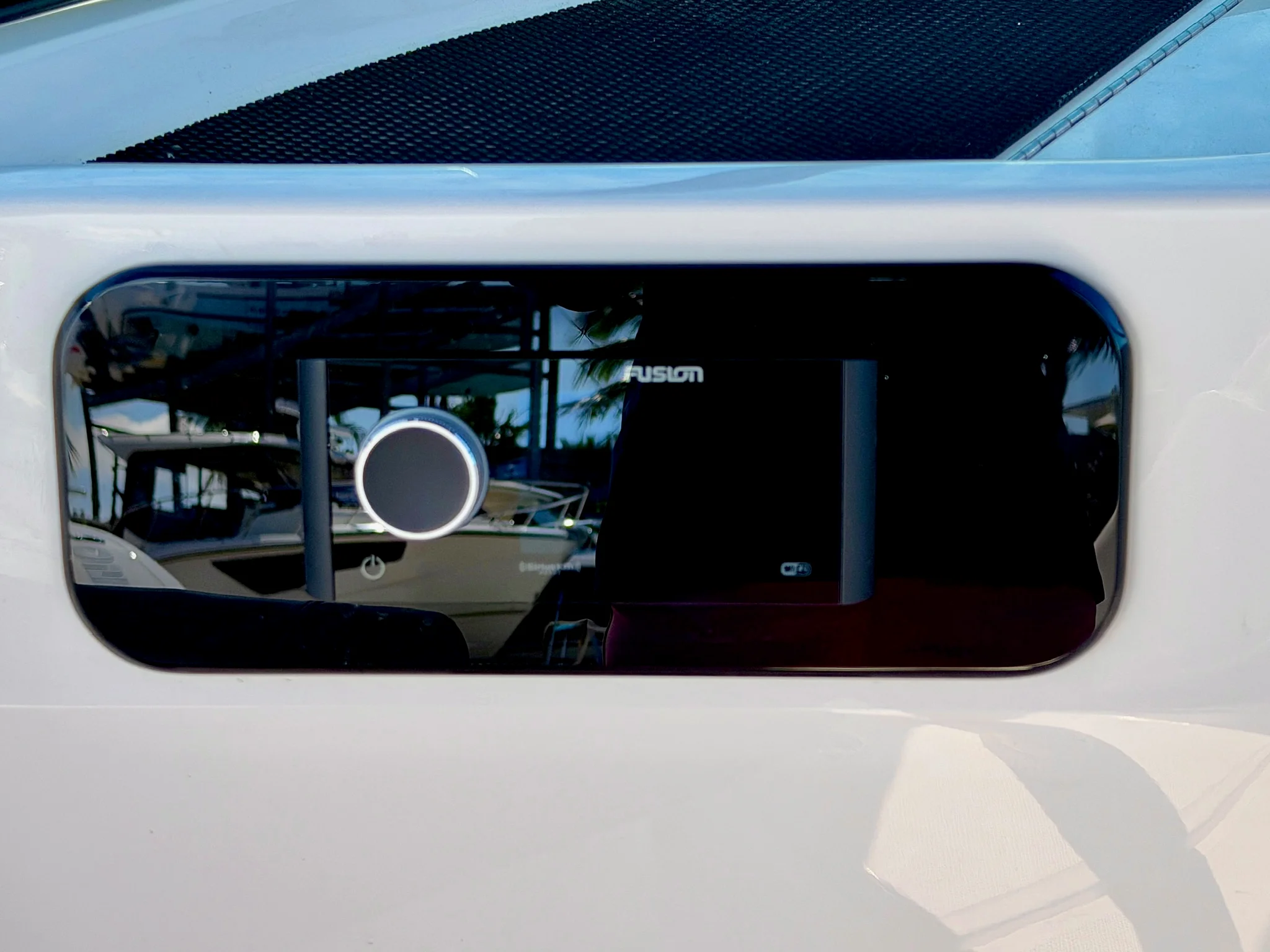 2026 Sea Ray SDX 230 Outboard Image Thumbnail #46