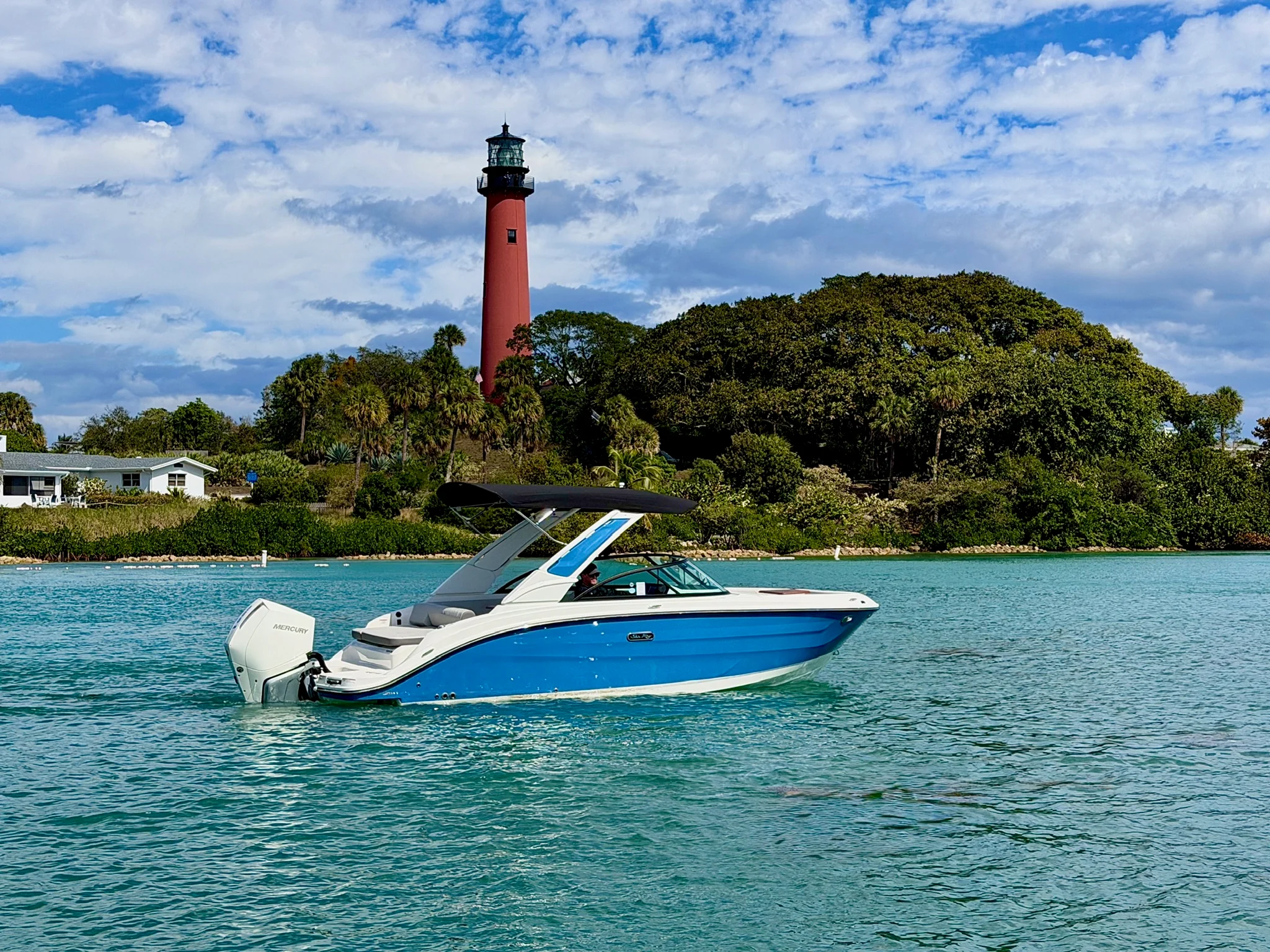 2026 Sea Ray SDX 230 Outboard Image Thumbnail #51