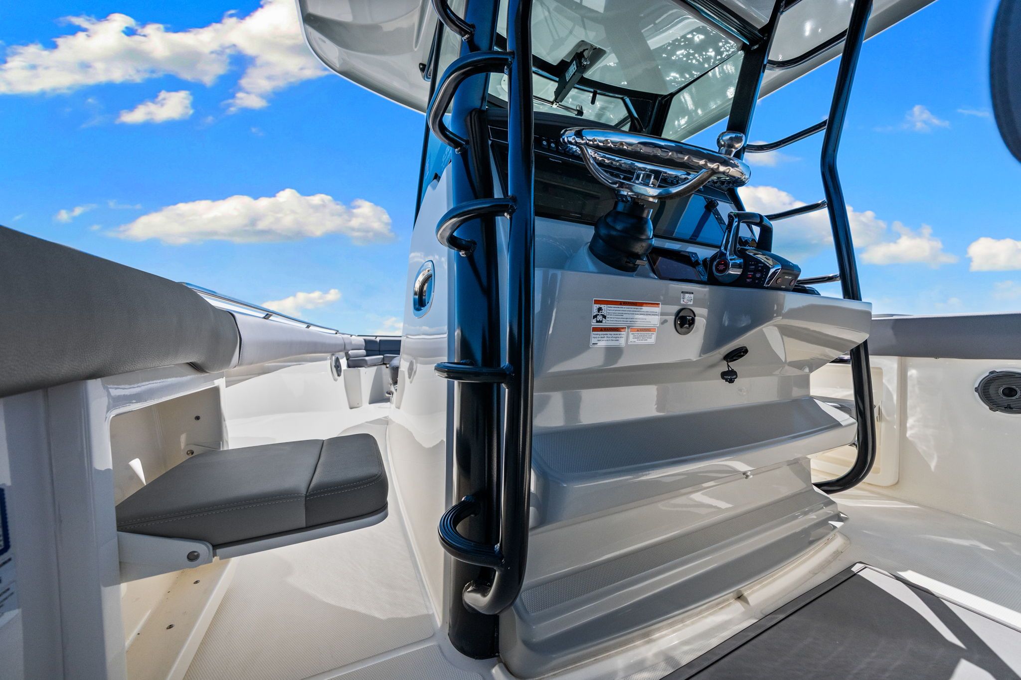 2022 Boston Whaler 330 OUTRAGE Image Thumbnail #40