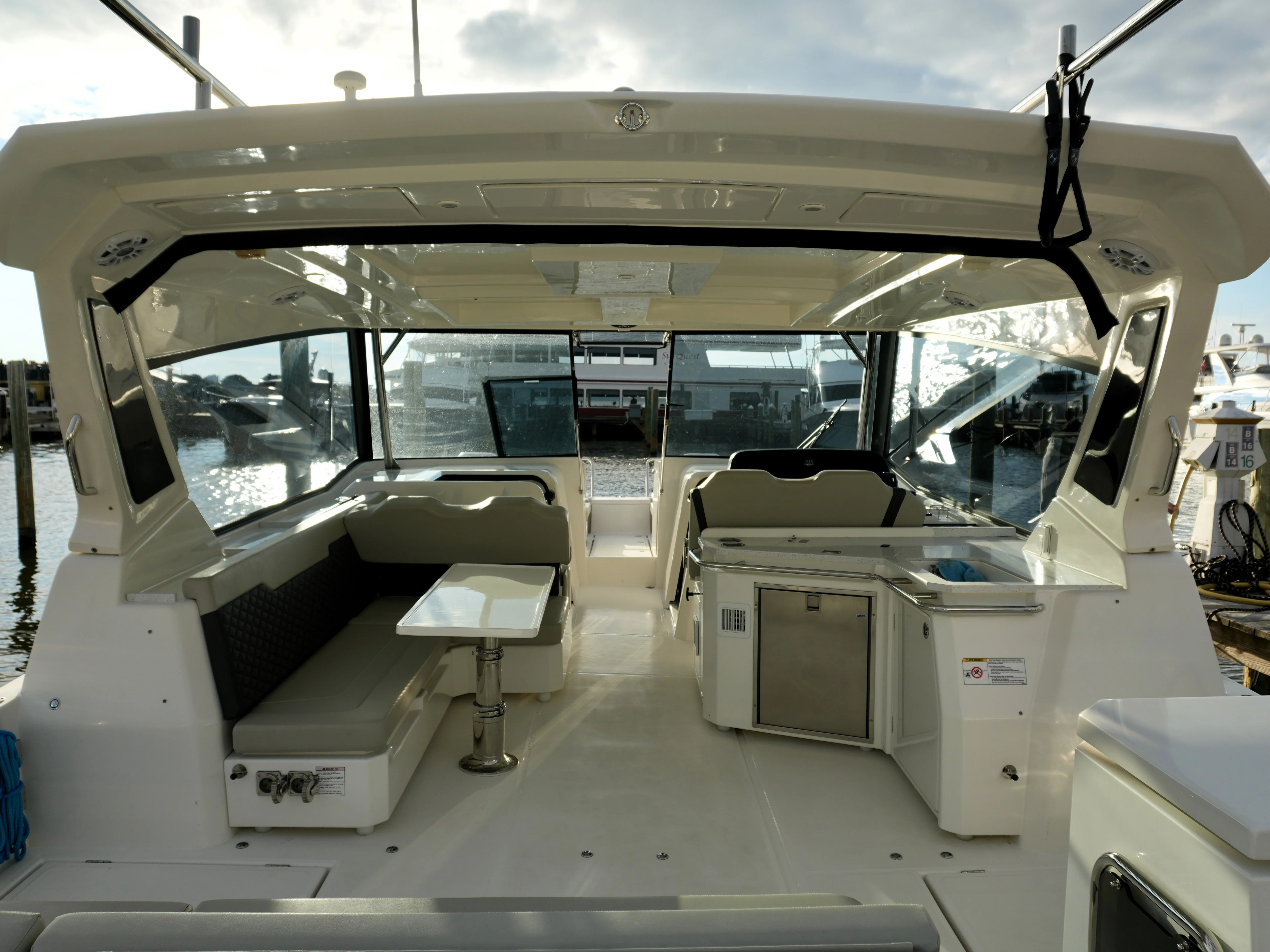 2023 Aquila 36 SPORT CRUISER Image Thumbnail #11