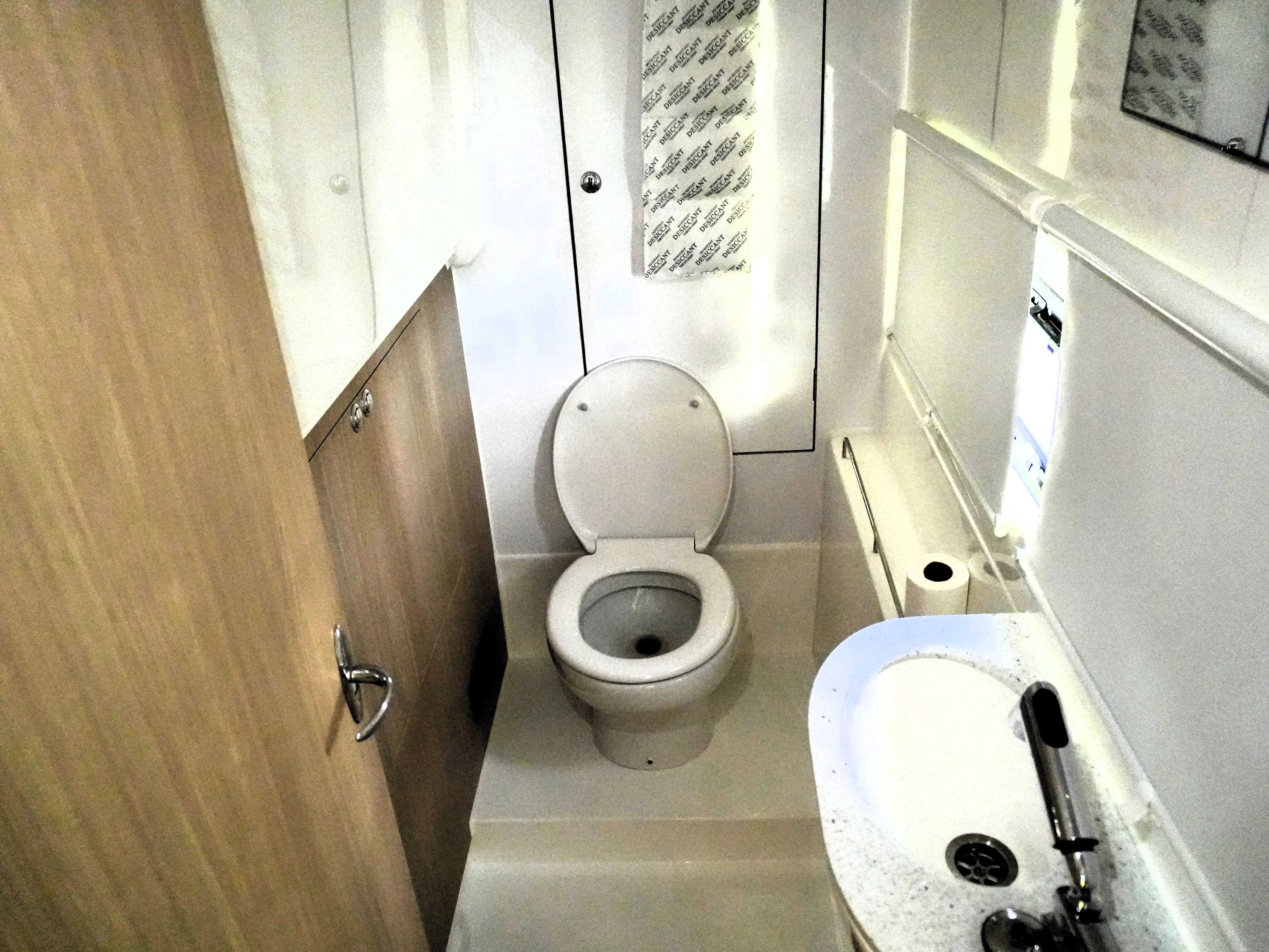 2023 Aquila 36 SPORT CRUISER Image Thumbnail #20