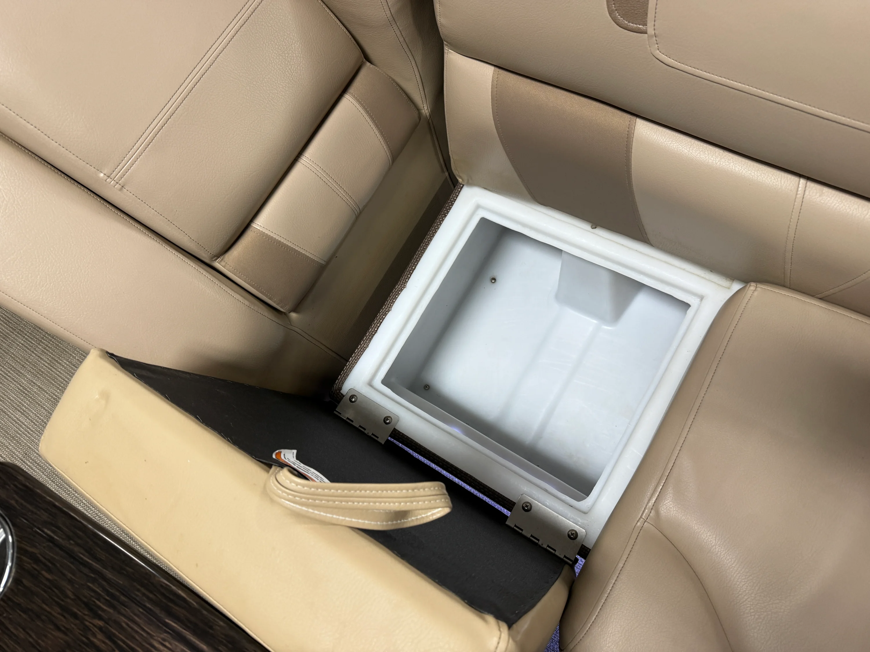 2018 Godfrey AQUA PATIO 235SD Image Thumbnail #31