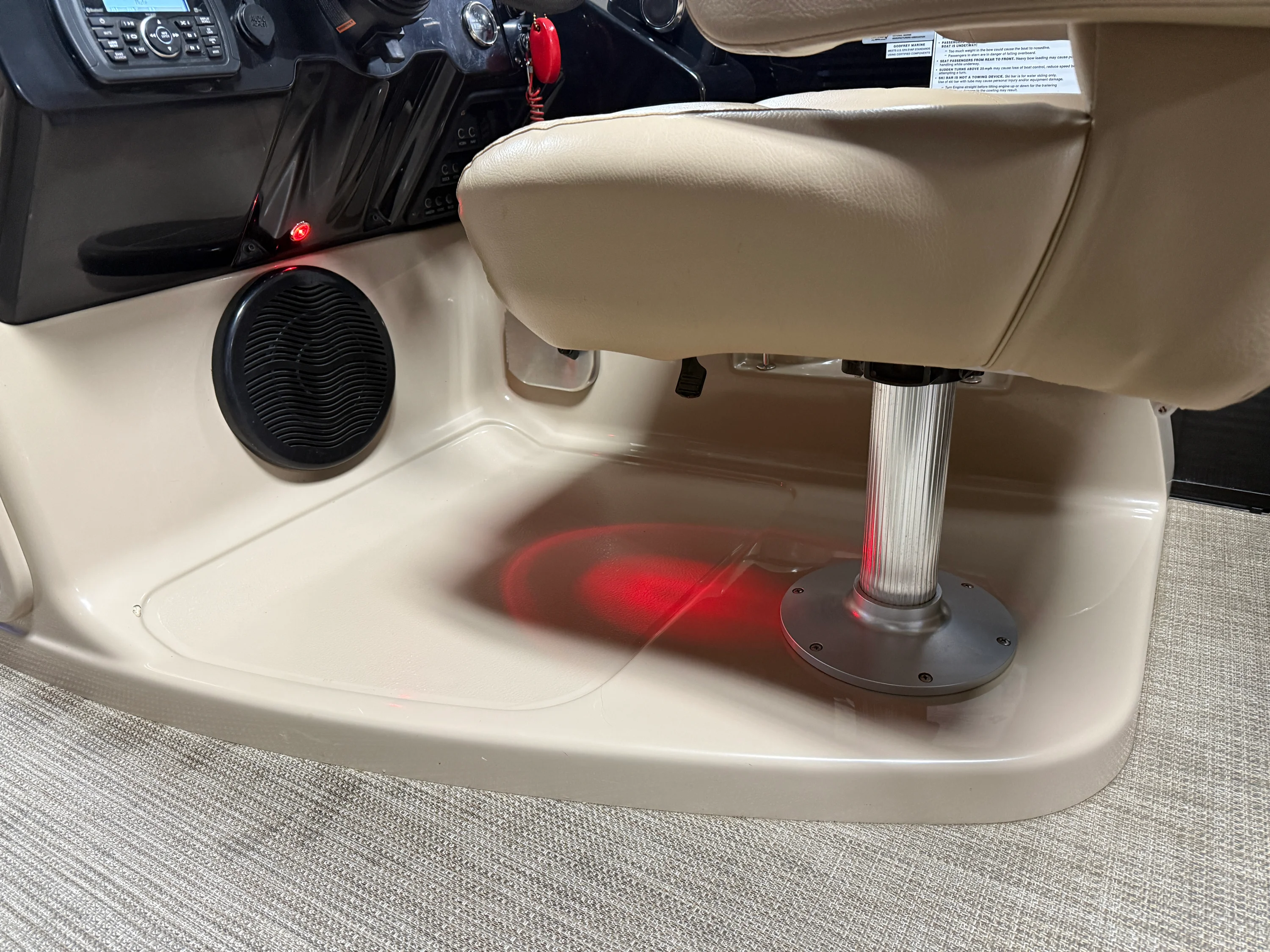 2018 Godfrey AQUA PATIO 235SD Image Thumbnail #63