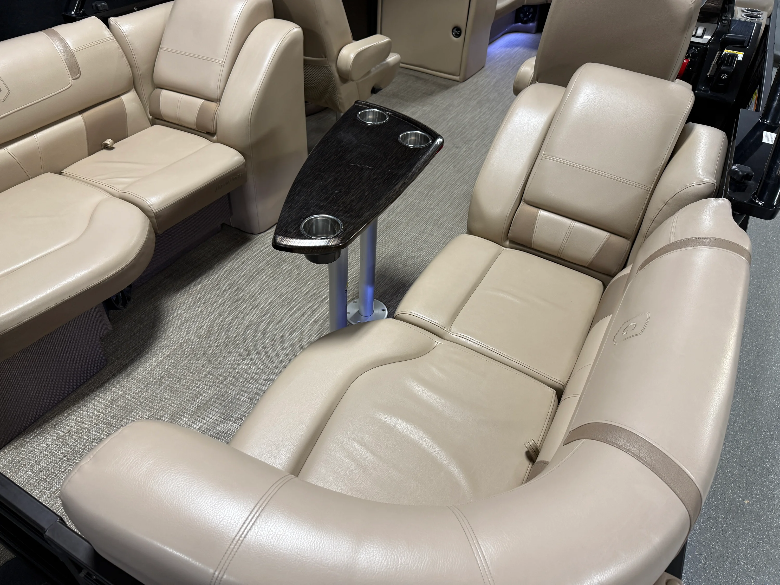 2018 Godfrey AQUA PATIO 235SD Image Thumbnail #24