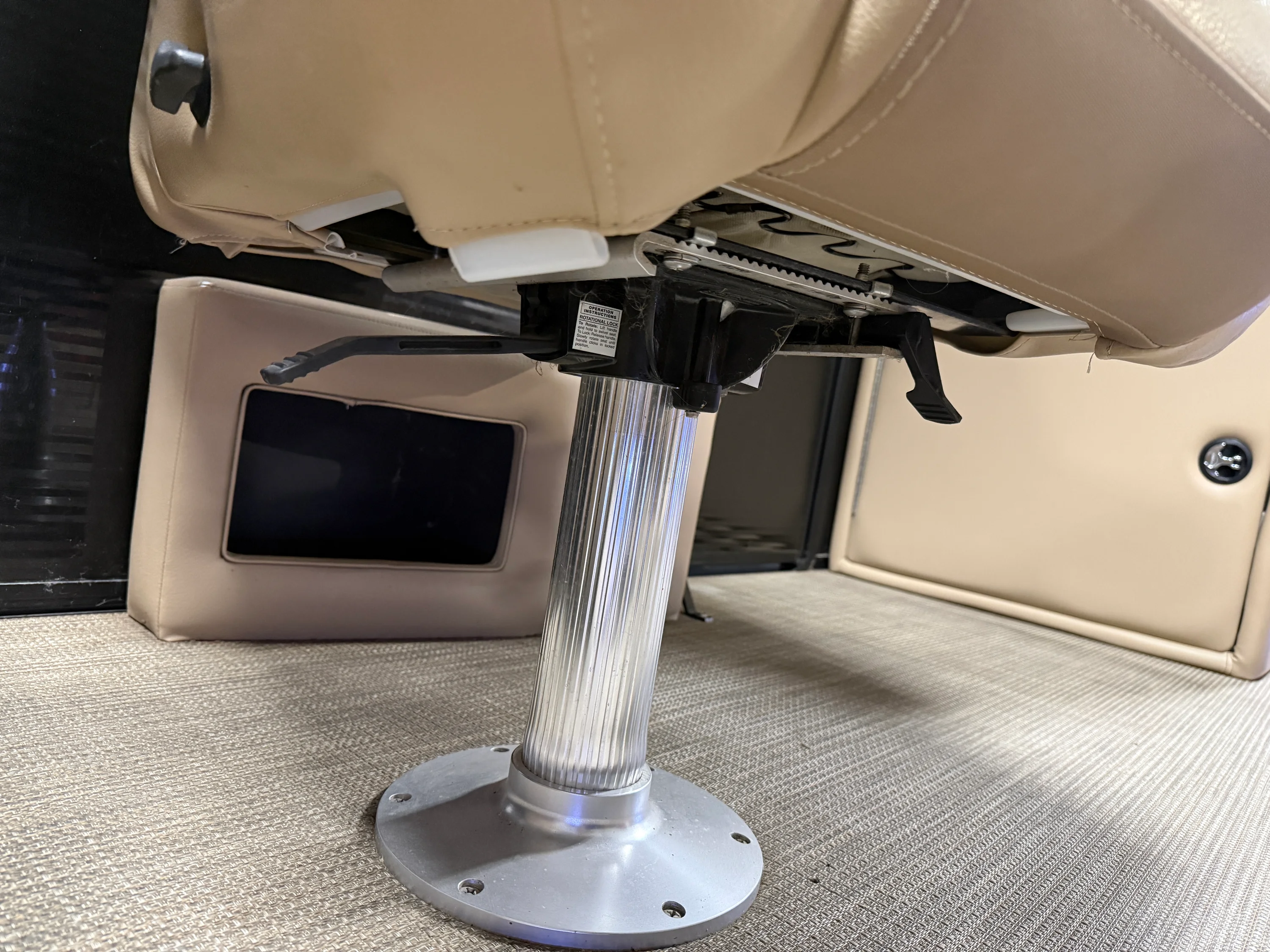 2018 Godfrey AQUA PATIO 235SD Image Thumbnail #47