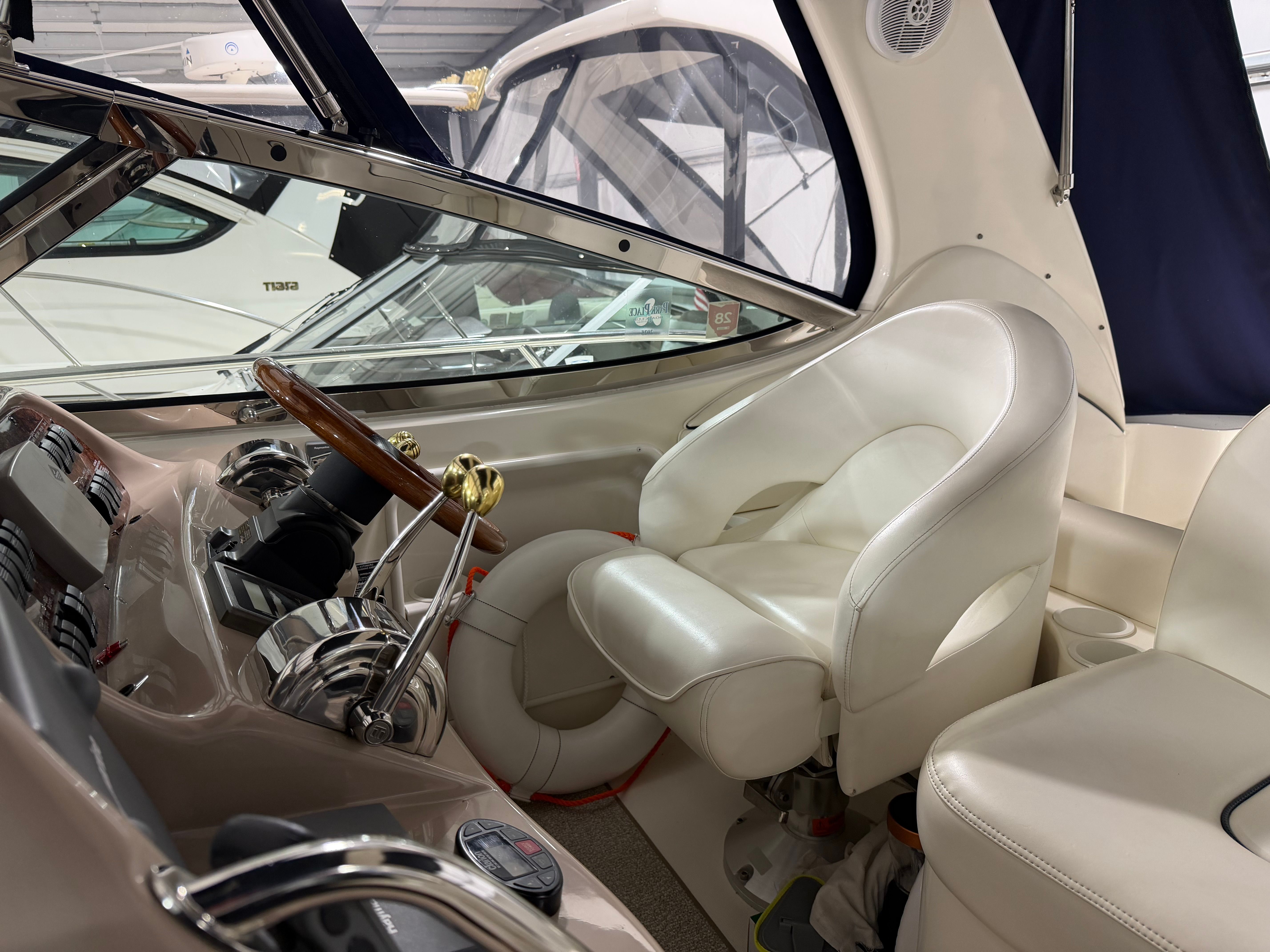 2005 Sea Ray 360 SUNDANCER Image Thumbnail #10