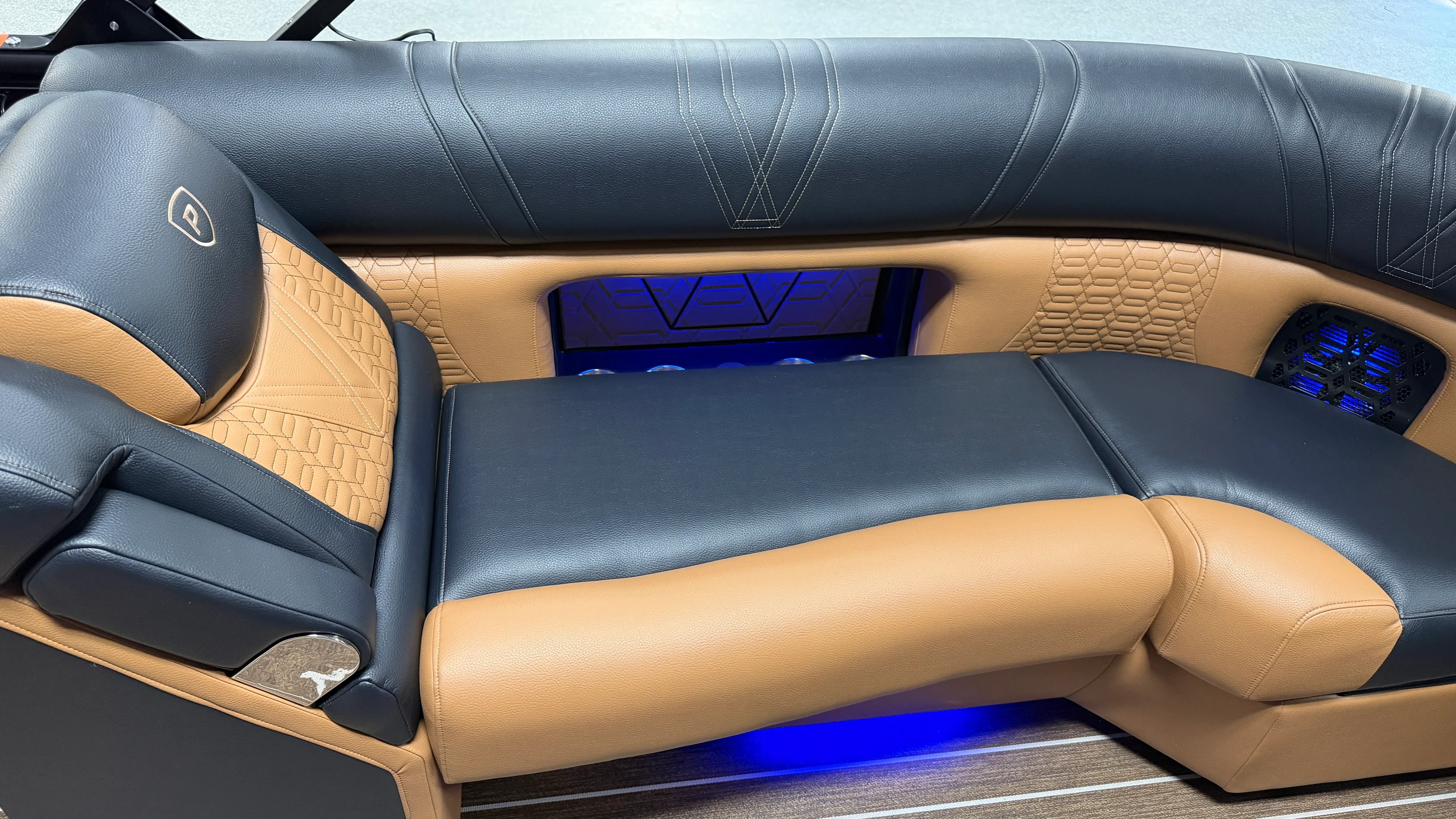 2026 Premier 250INTRIGUE Image Thumbnail #68