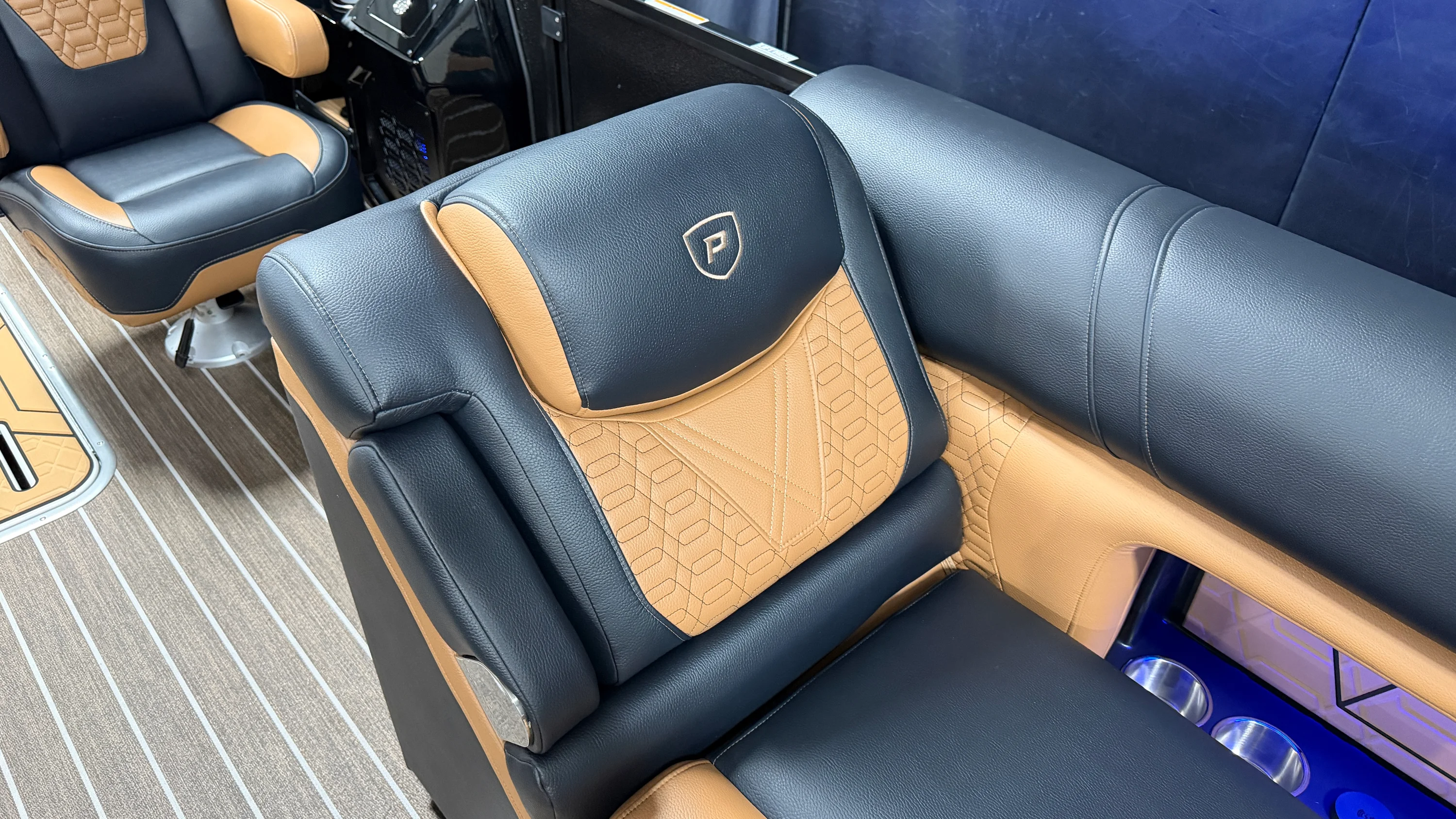 2026 Premier 250INTRIGUE Image Thumbnail #34