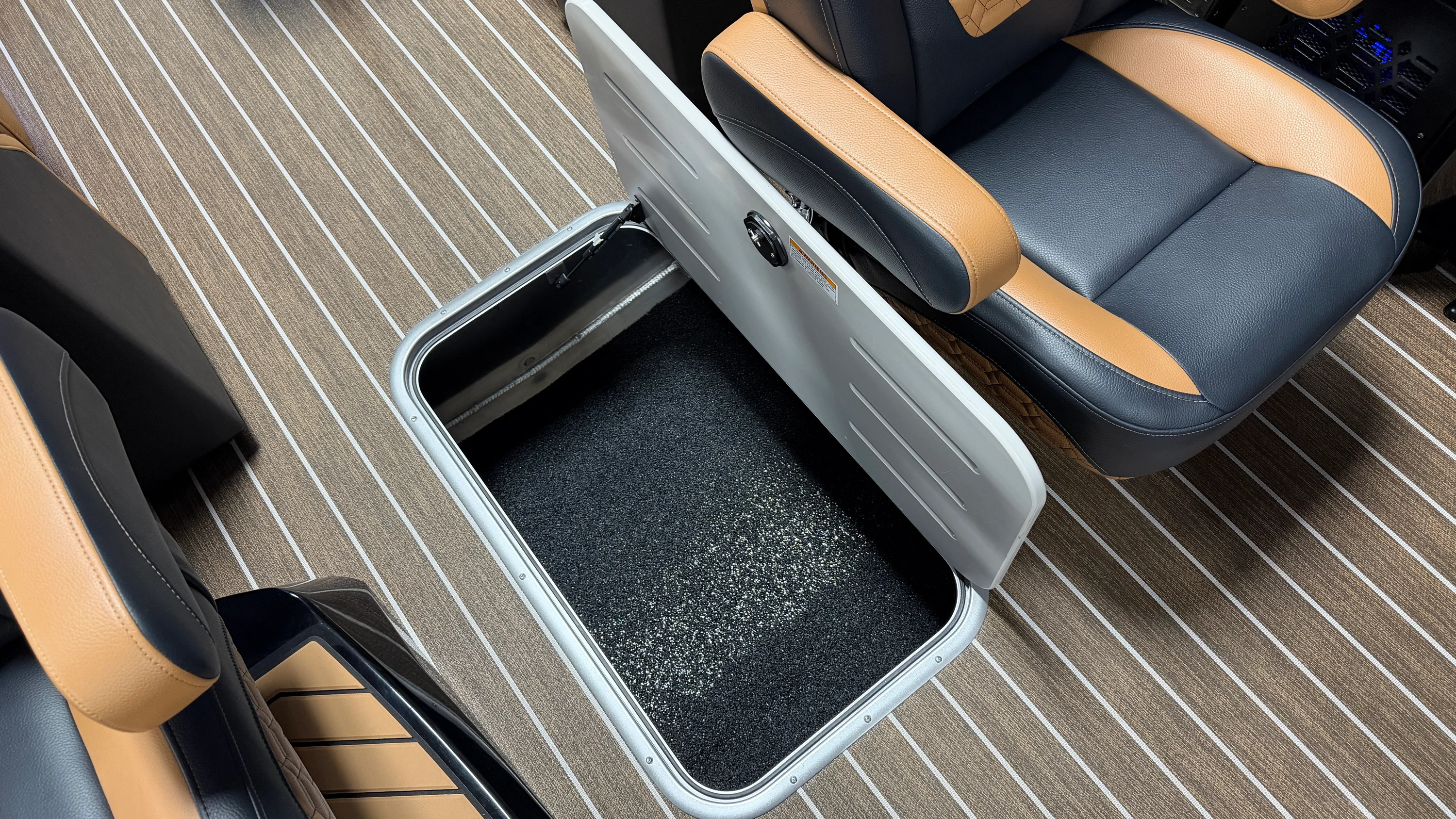 2026 Premier 250INTRIGUE Image Thumbnail #46