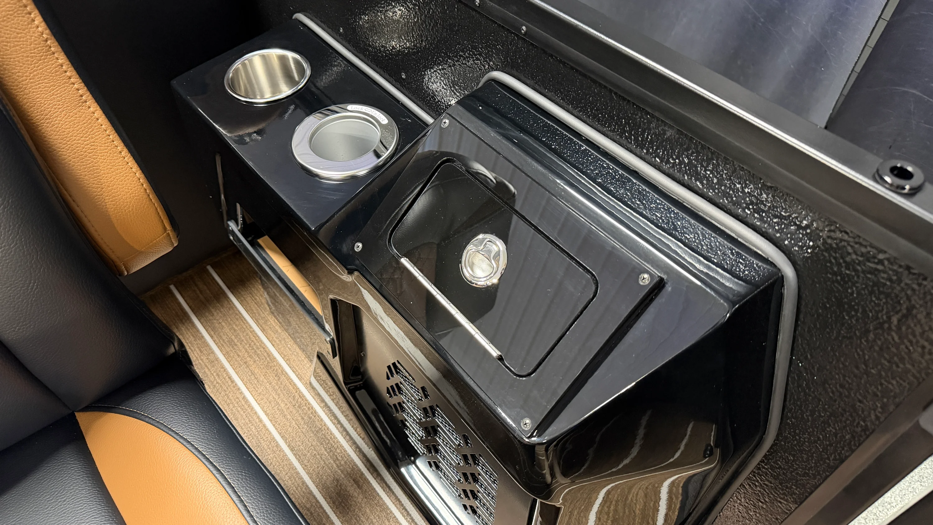 2026 Premier 250INTRIGUE Image Thumbnail #43