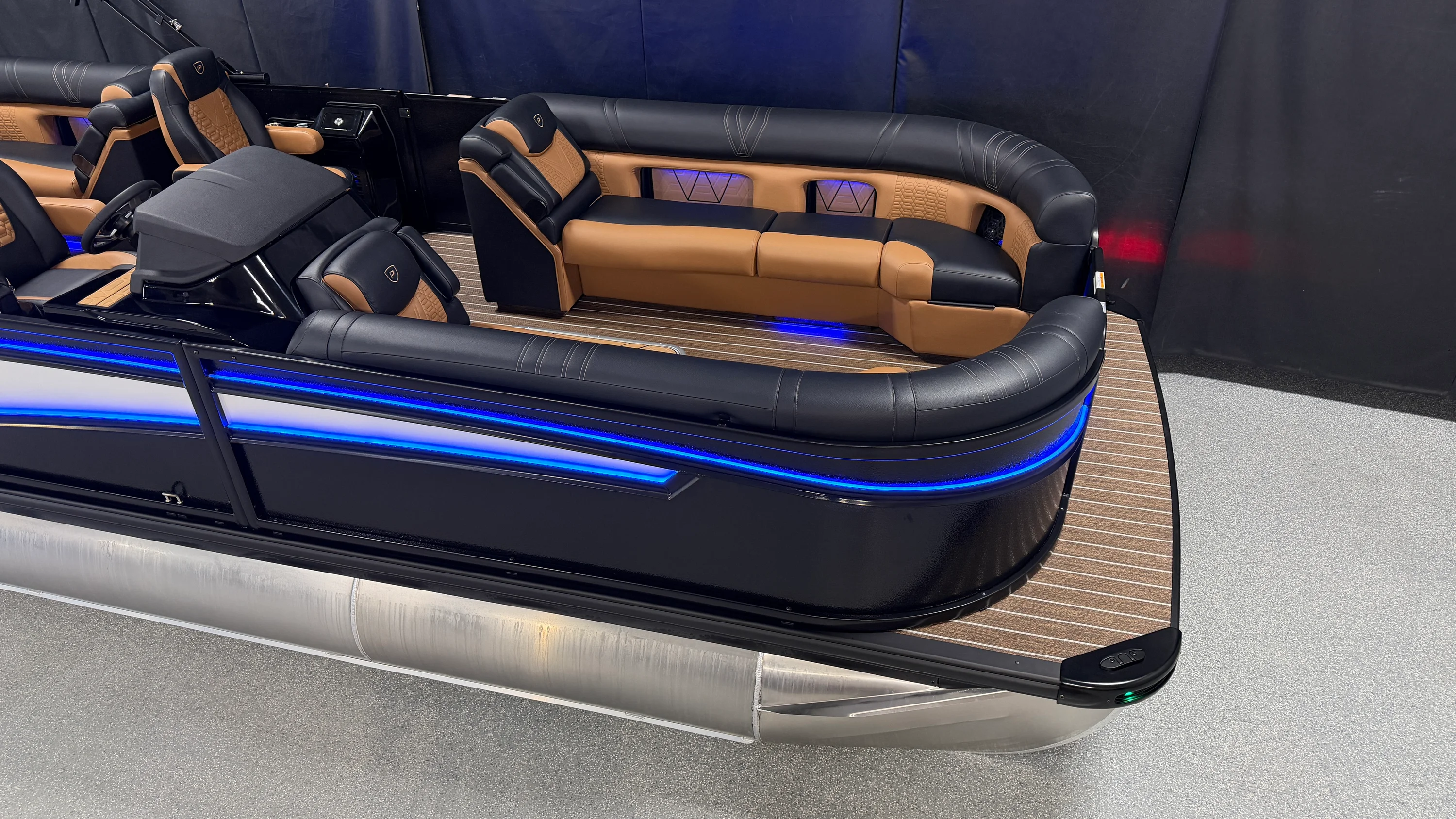 2026 Premier 250INTRIGUE Image Thumbnail #6