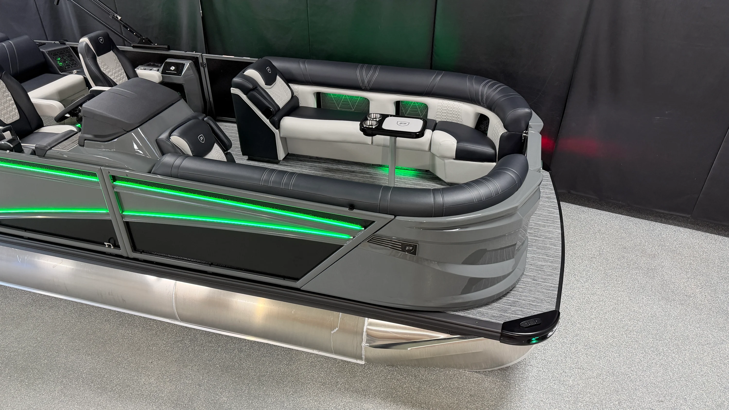 2026 Premier 250INTRIGUE Image Thumbnail #7