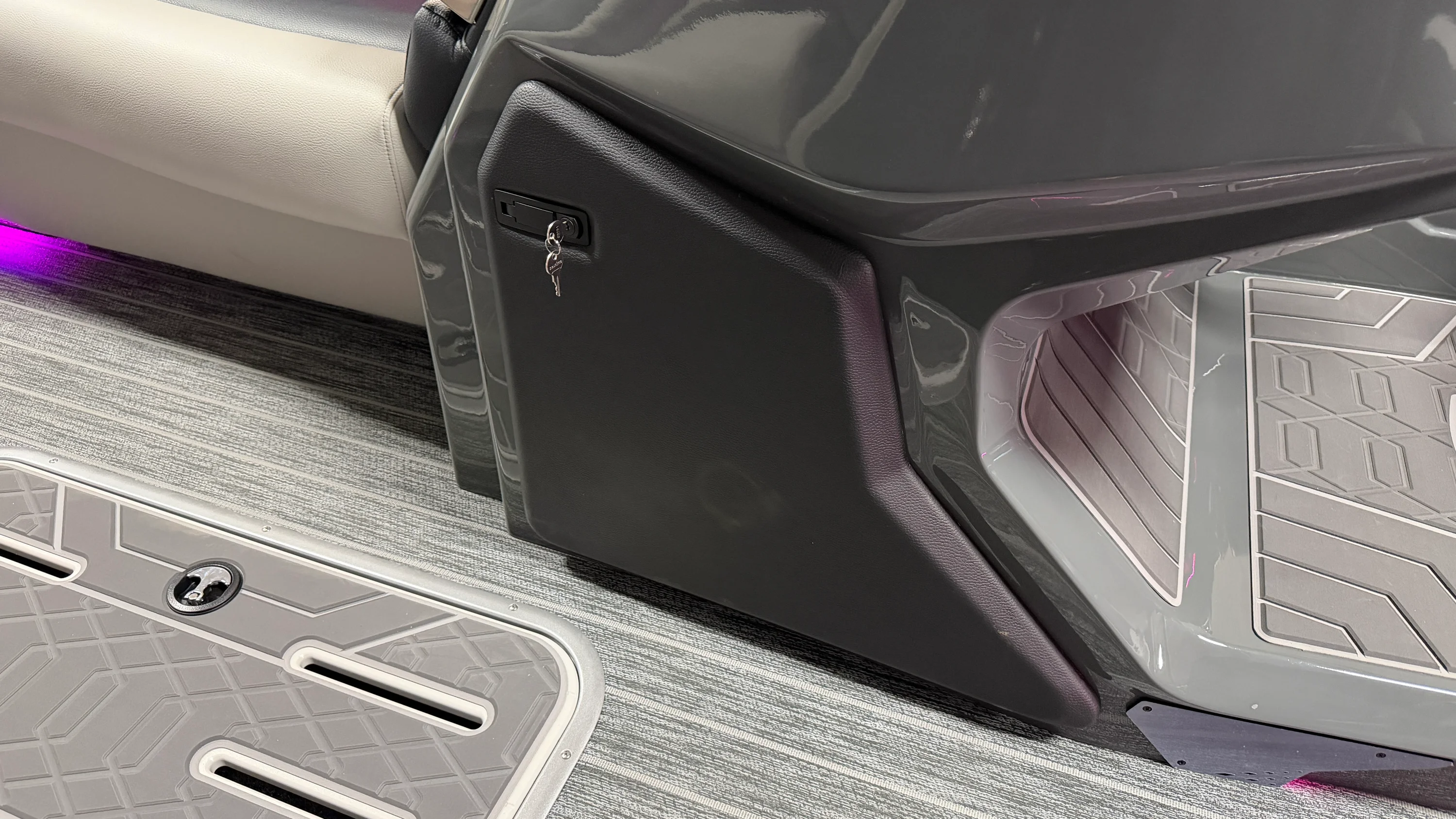 2026 Premier 250INTRIGUE Image Thumbnail #49