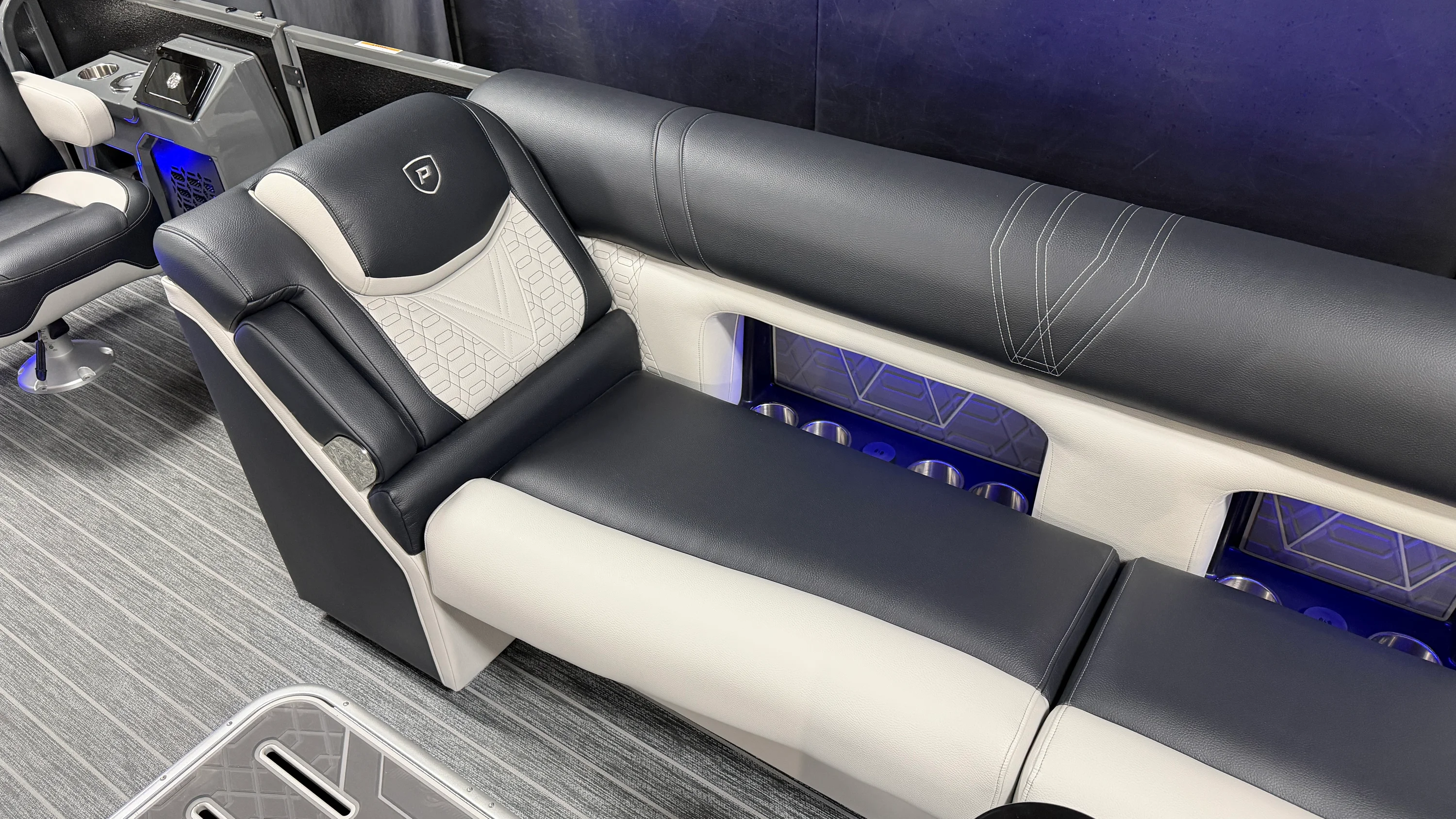 2026 Premier 250INTRIGUE Image Thumbnail #29