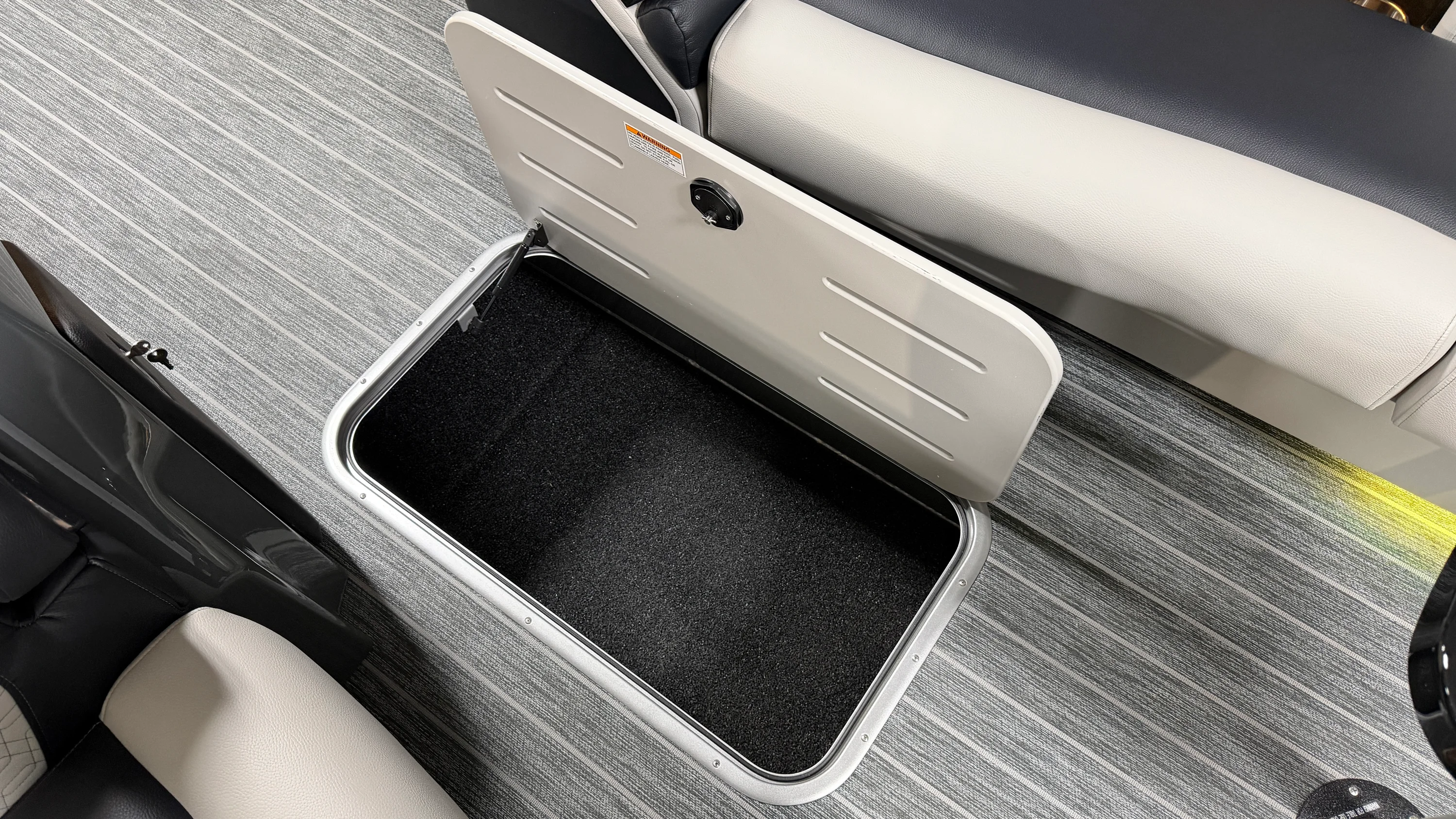 2026 Premier 250INTRIGUE Image Thumbnail #36